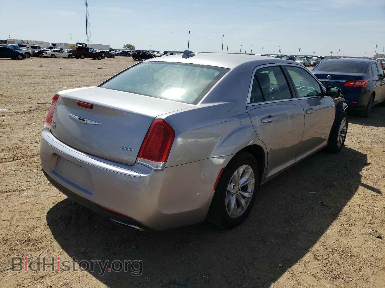 2016 CHRYSLER 300 - VIN: 2C3CCAAGXGH156269 - Фото 4