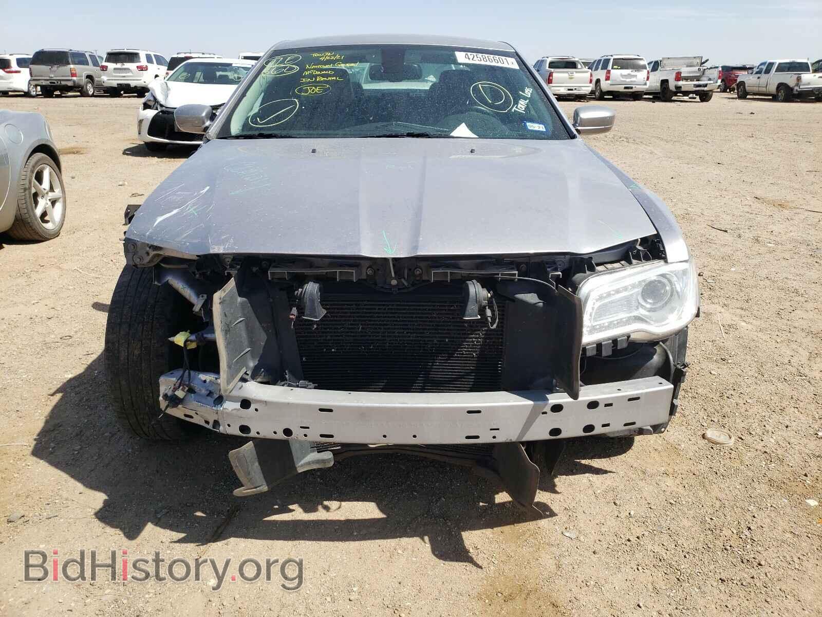 2016 CHRYSLER 300 - VIN: 2C3CCAAGXGH156269 - Фото 9