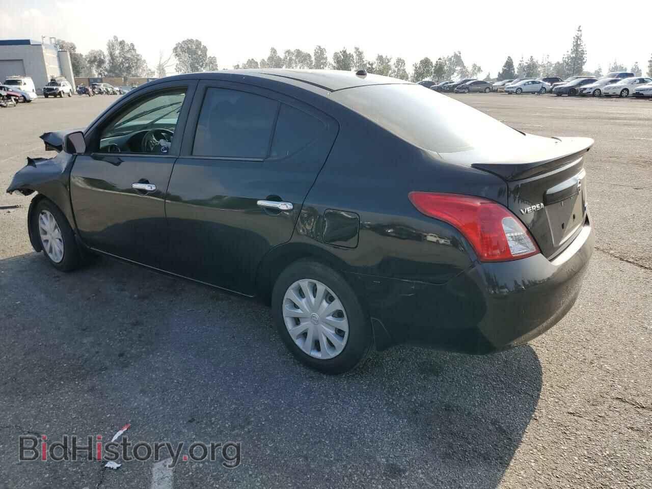 2013 NISSAN VERSA - VIN: 3N1CN7AP1DL838102 - Фото 2