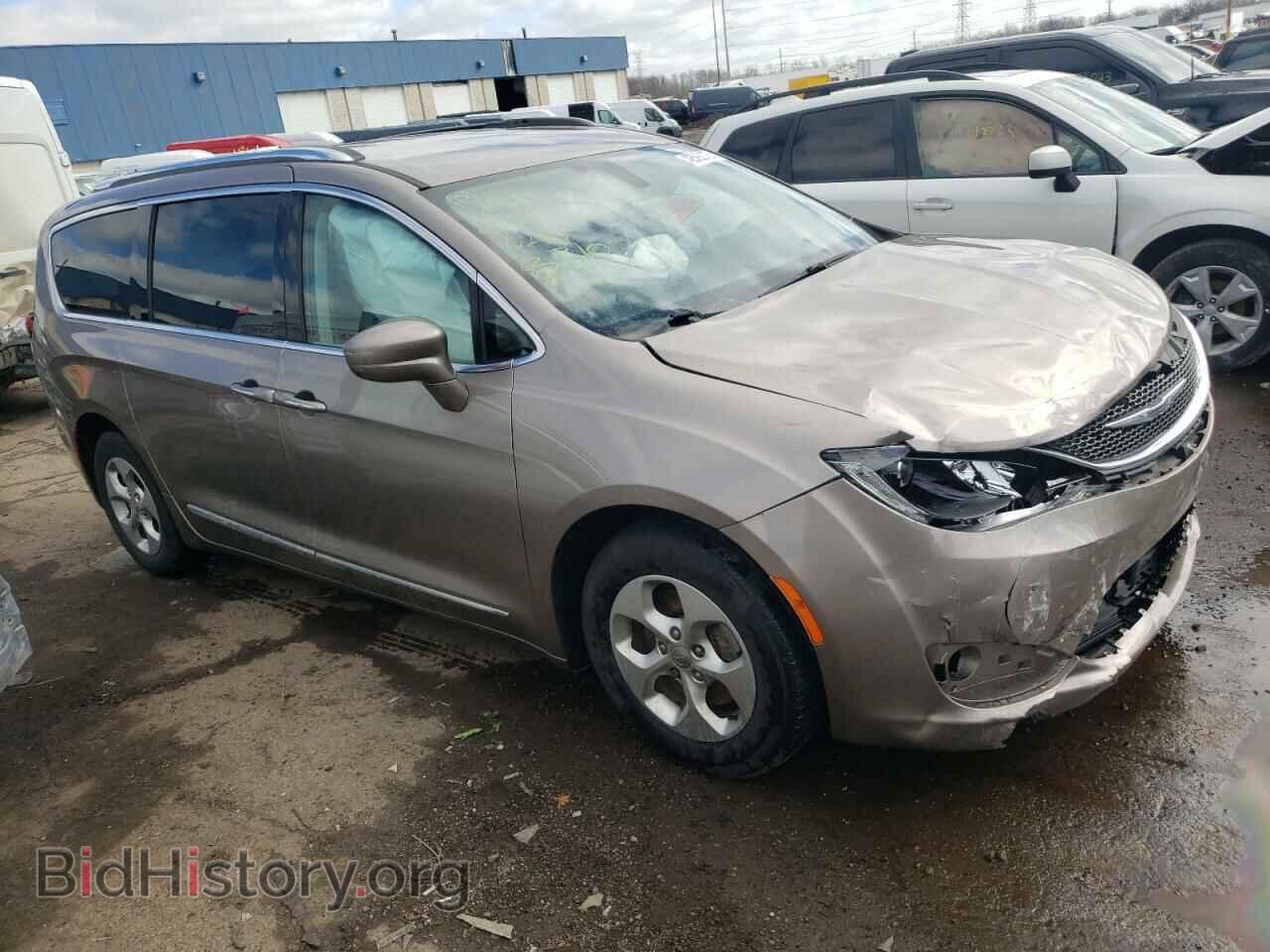 2017 CHRYSLER PACIFICA - VIN: 2C4RC1EG3HR628310 - Фото 4