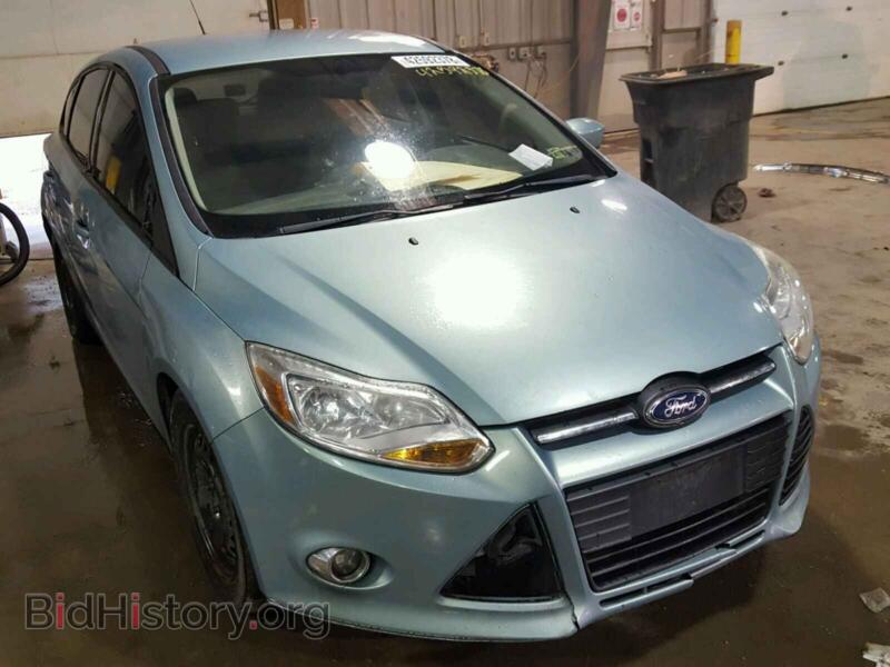 2012 Ford FOCUS Focus SE (VIN 1FAHP3K22CL220876) — фото 1 из 10, Copart, повреждение: передняя часть