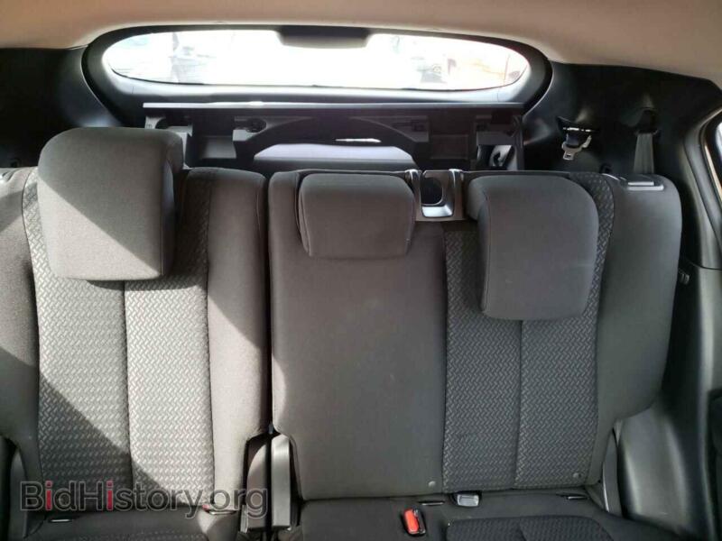 2018 Mitsubishi ECLIPSE (VIN JA4AT4AA6JZ058616) — photo 10 of 14