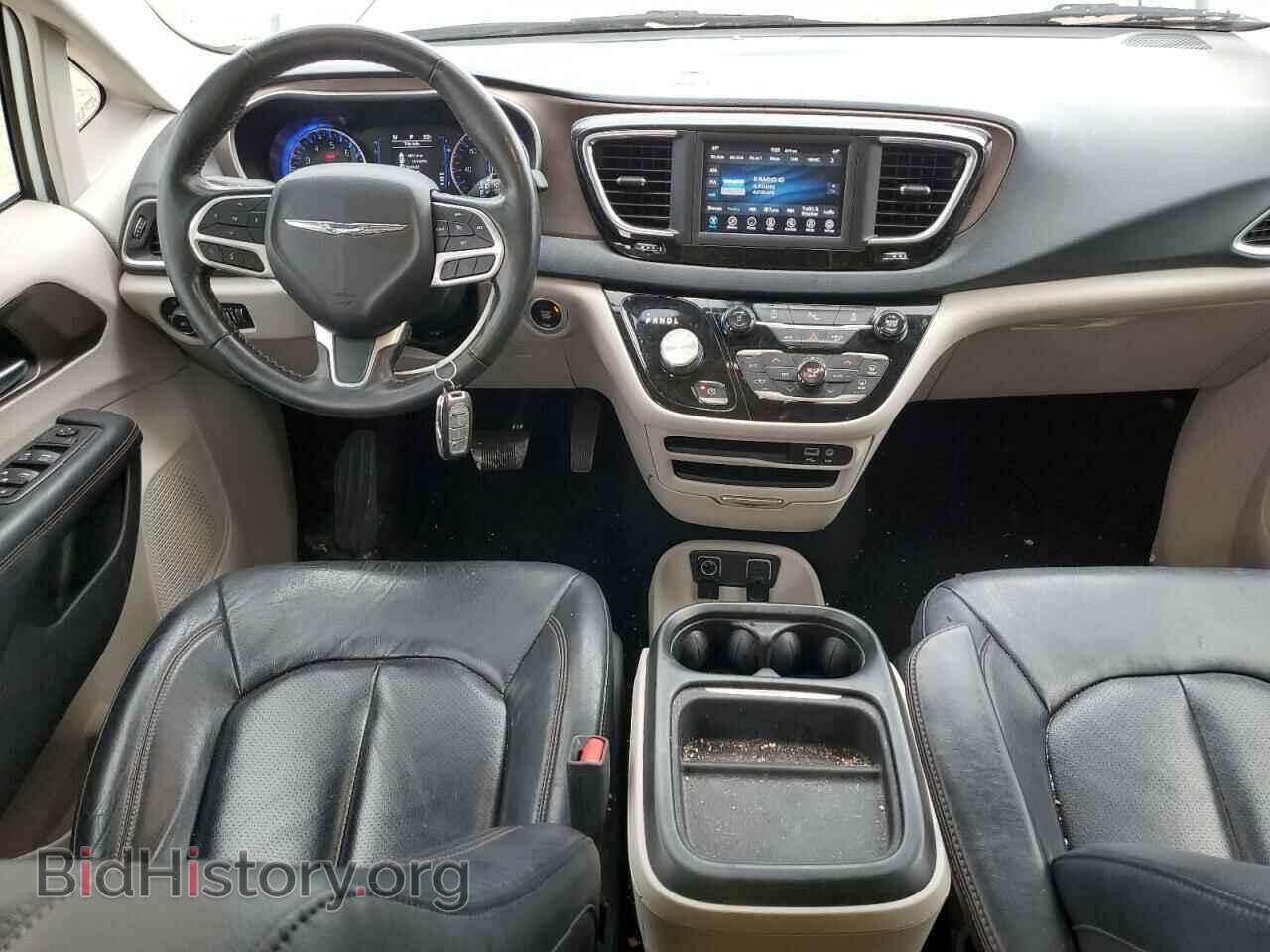 2019 CHRYSLER PACIFICA - VIN: 2C4RC1BG0KR526037 - Фото 8