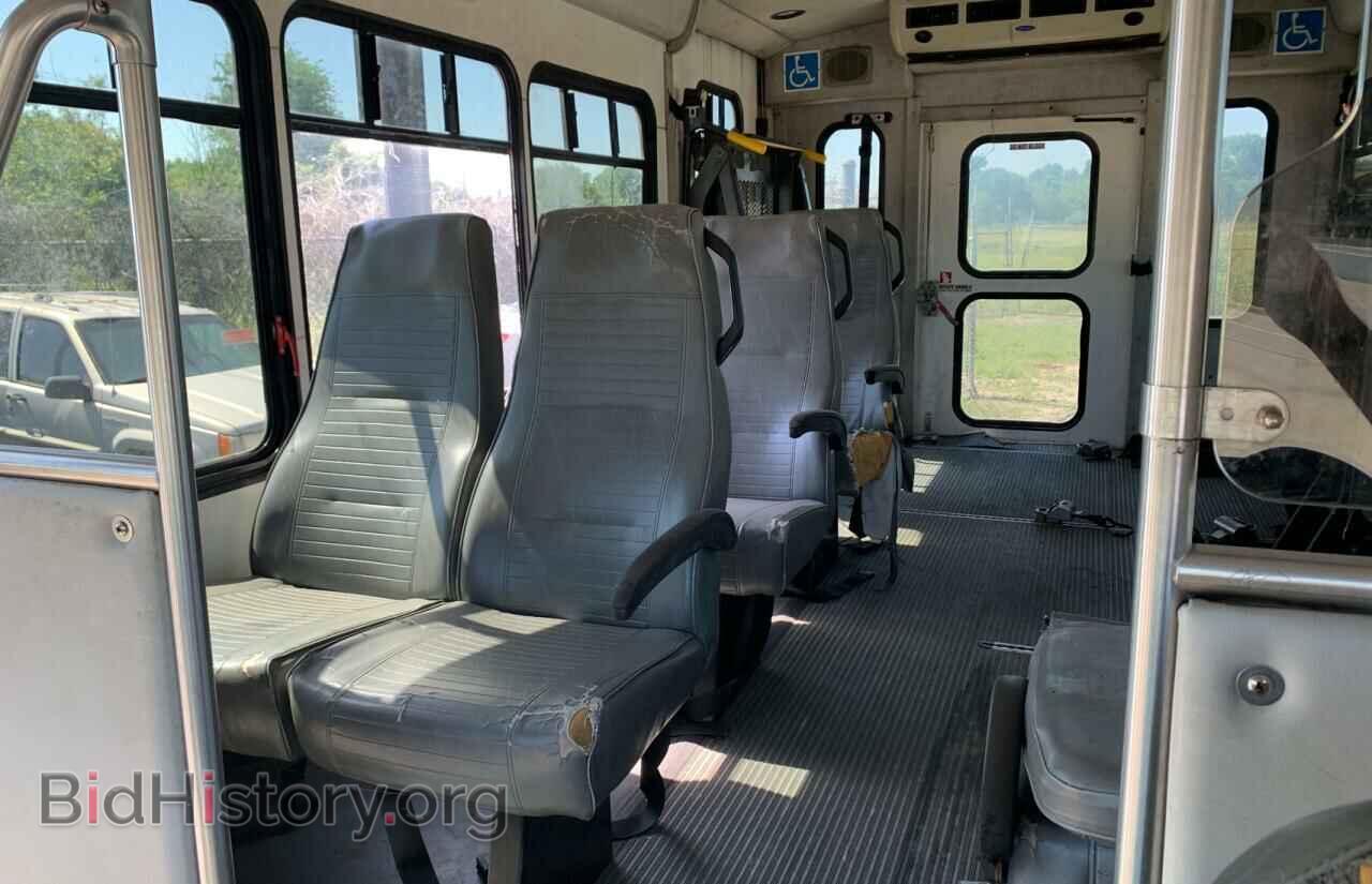 2009 FORD ECONOLINE - VIN: 1FDEE35L29DA61864 - Фото 5
