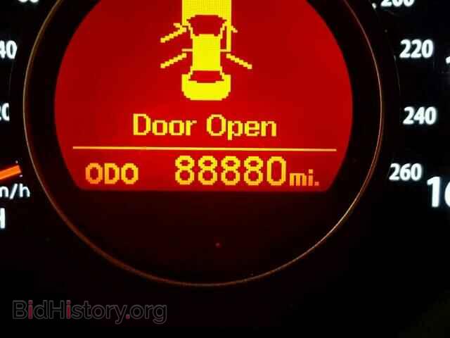 2011 KIA OPTIMA - VIN: KNAGM4A75B5182643 - Фото 8