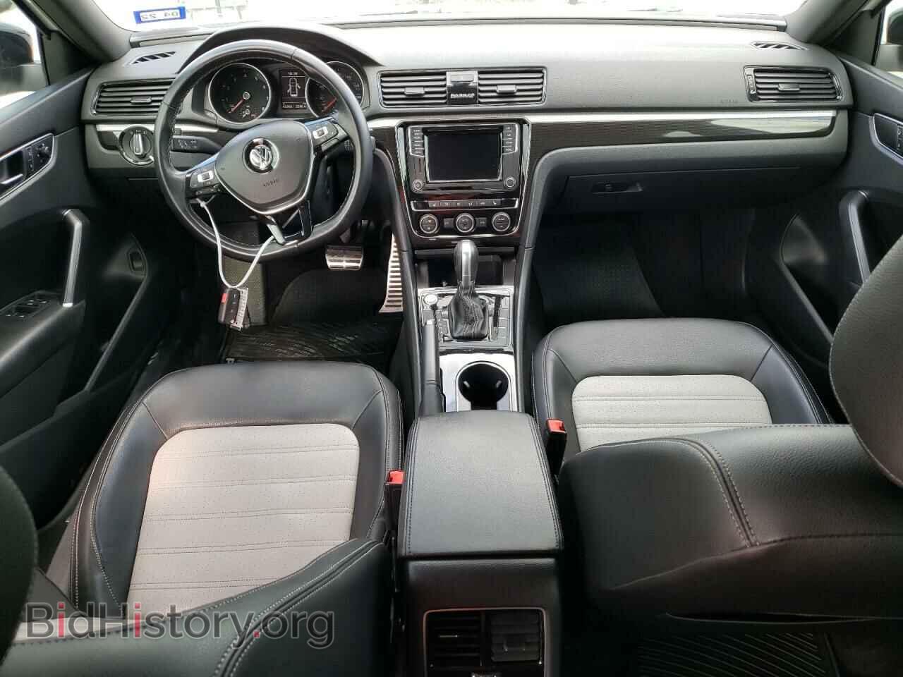 2018 VOLKSWAGEN PASSAT - VIN: 1VWJM7A33JC049894 - Фото 8