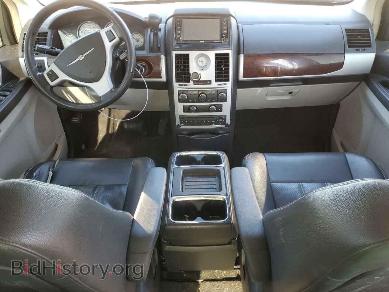 2009 CHRYSLER MINIVAN - VIN: 2A8HR54X69R643753 - Фото 8