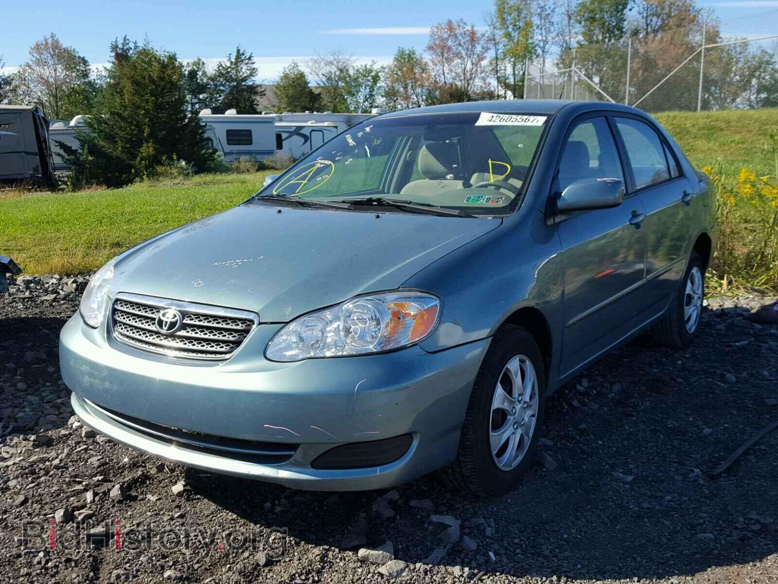 2007 TOYOTA COROLLA - VIN: 2T1BR32E27C795674 - Фото 2