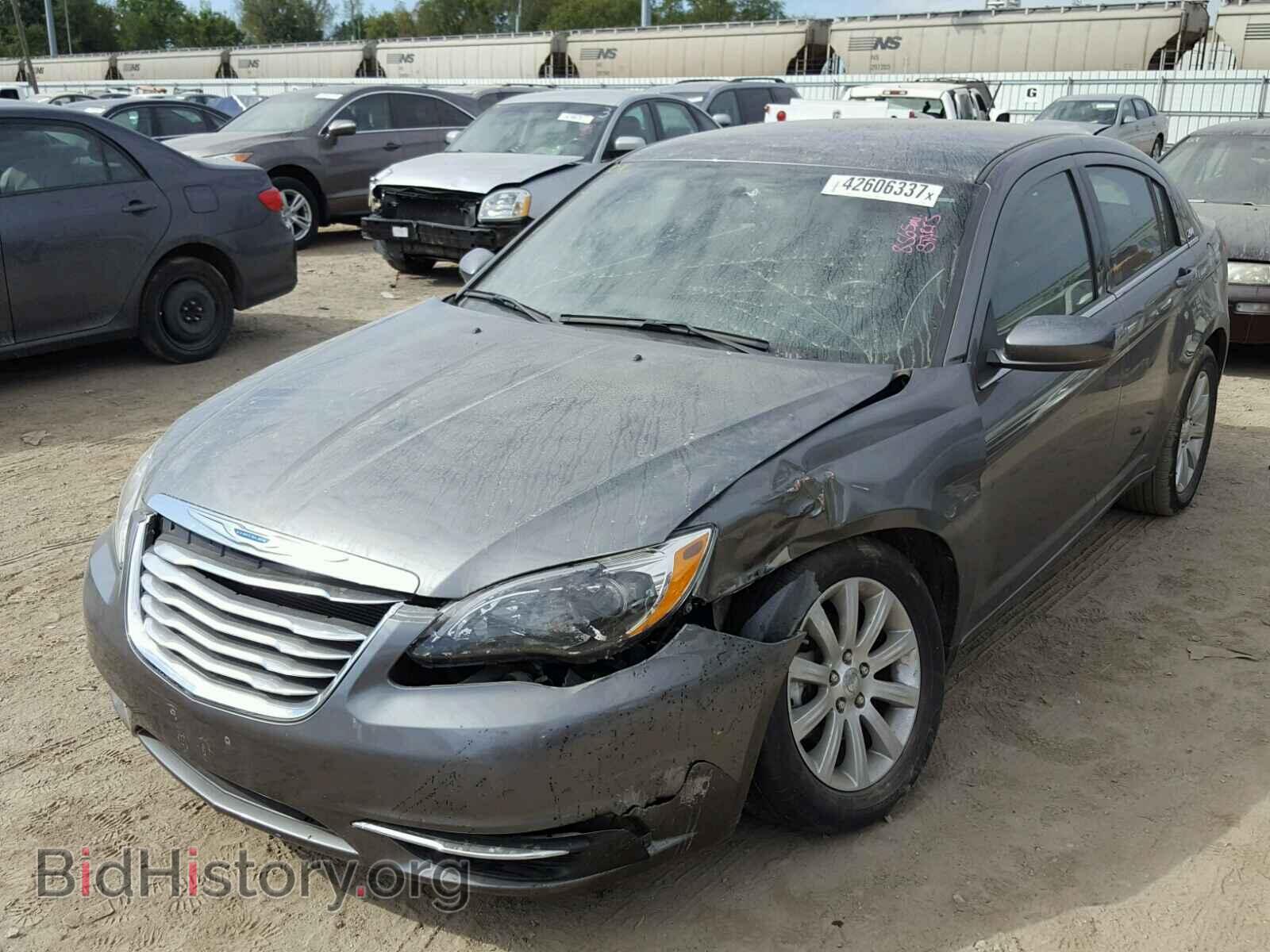 2012 CHRYSLER 200 - VIN: 1C3CCBBB5CN279827 - Фото 2