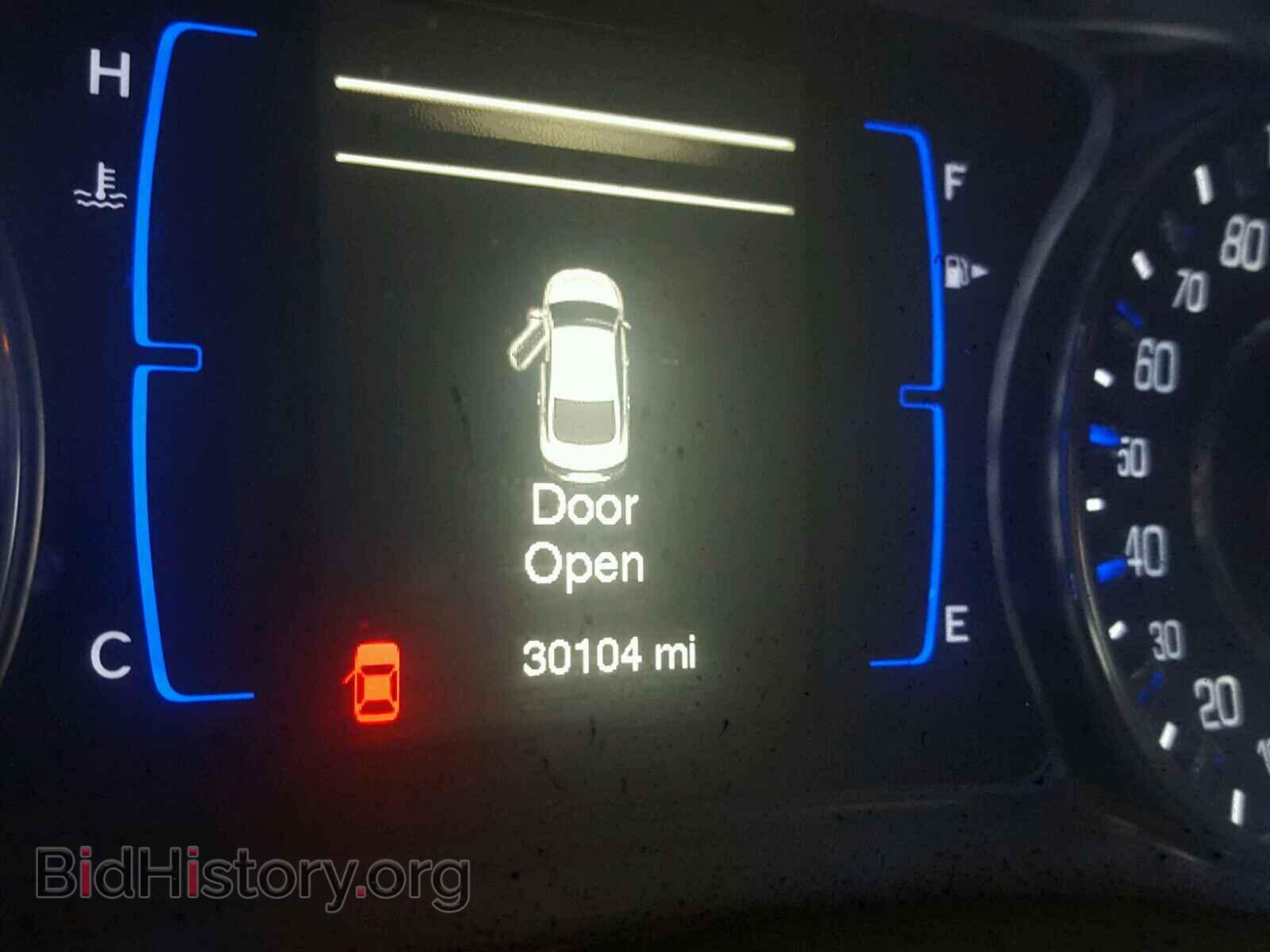 2016 CHRYSLER 200 - VIN: 1C3CCCAB2GN175468 - Фото 8