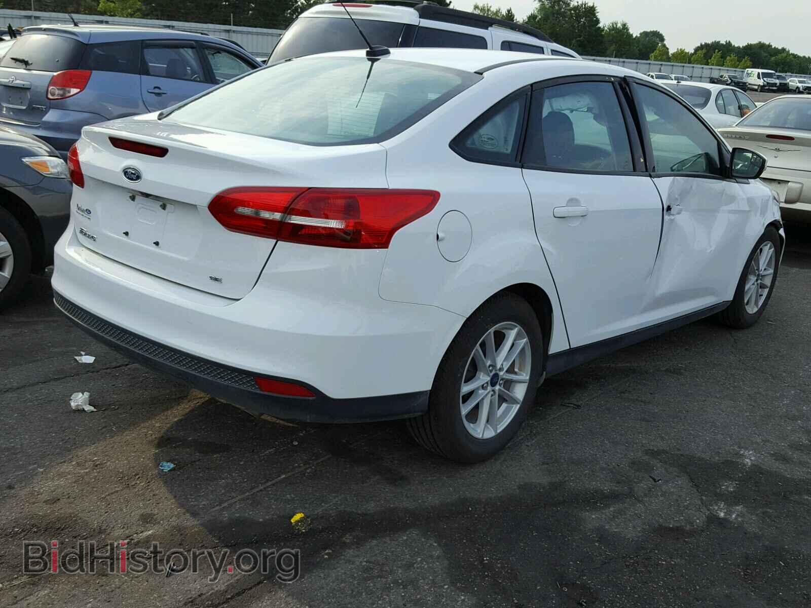 2017 FORD FOCUS SE - VIN: 1FADP3F27HL235857 - Фото 4