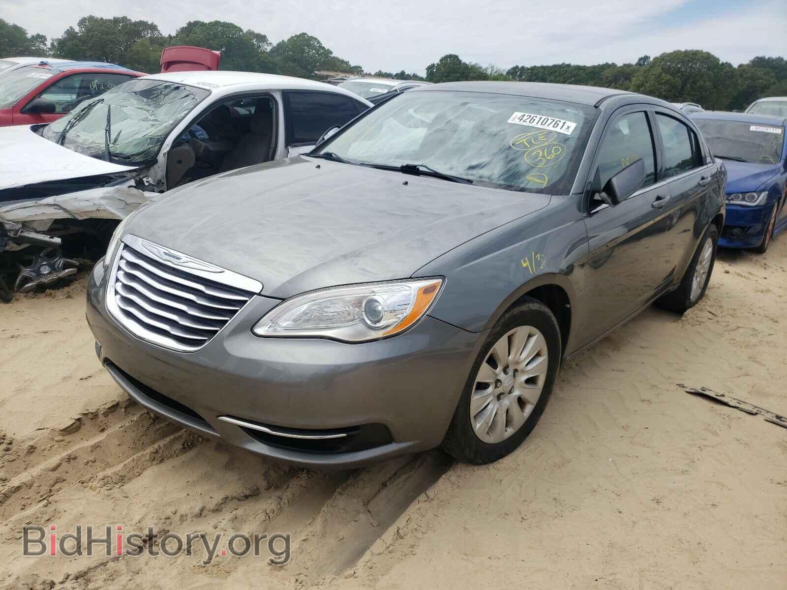 2012 CHRYSLER 200 - VIN: 1C3CCBAB1CN134141 - Фото 2