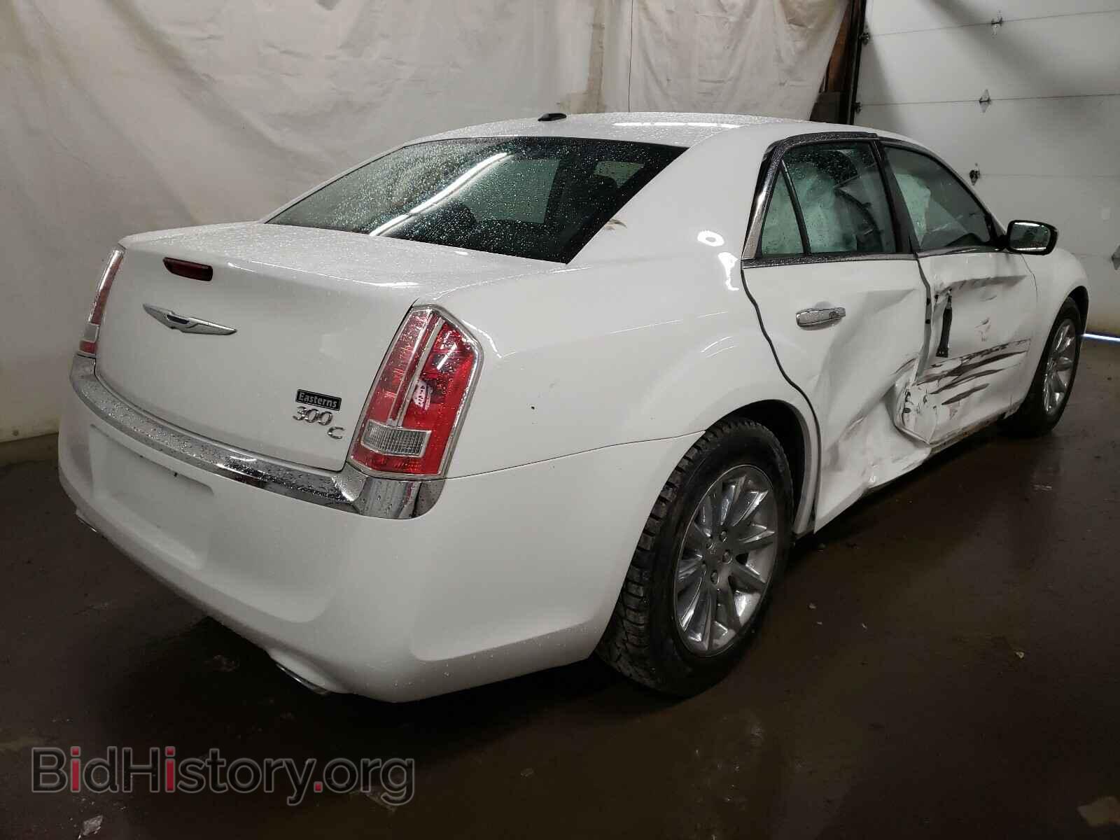 2012 CHRYSLER 300 - VIN: 2C3CCAET8CH310205 - Фото 4