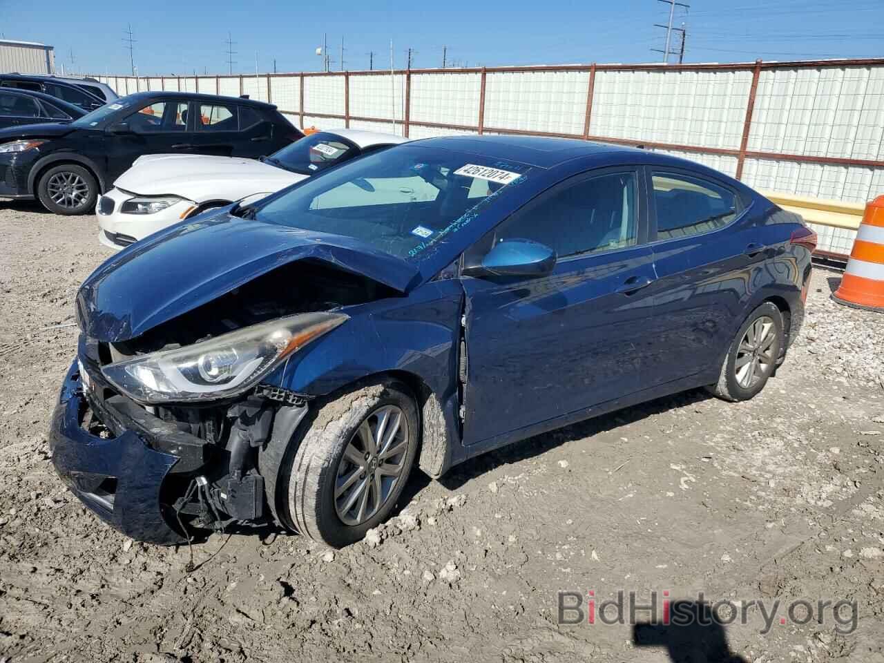 Photo KMHDH4AE0FU252761 - HYUNDAI ELANTRA 2015