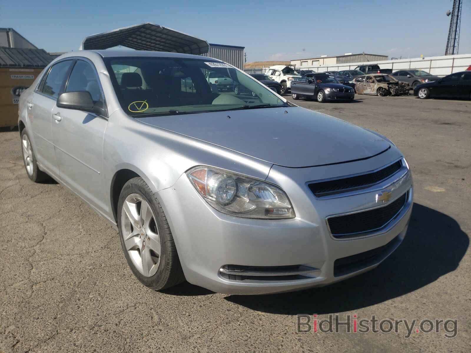 Photo 1G1ZA5E04CF379525 - CHEVROLET MALIBU 2012