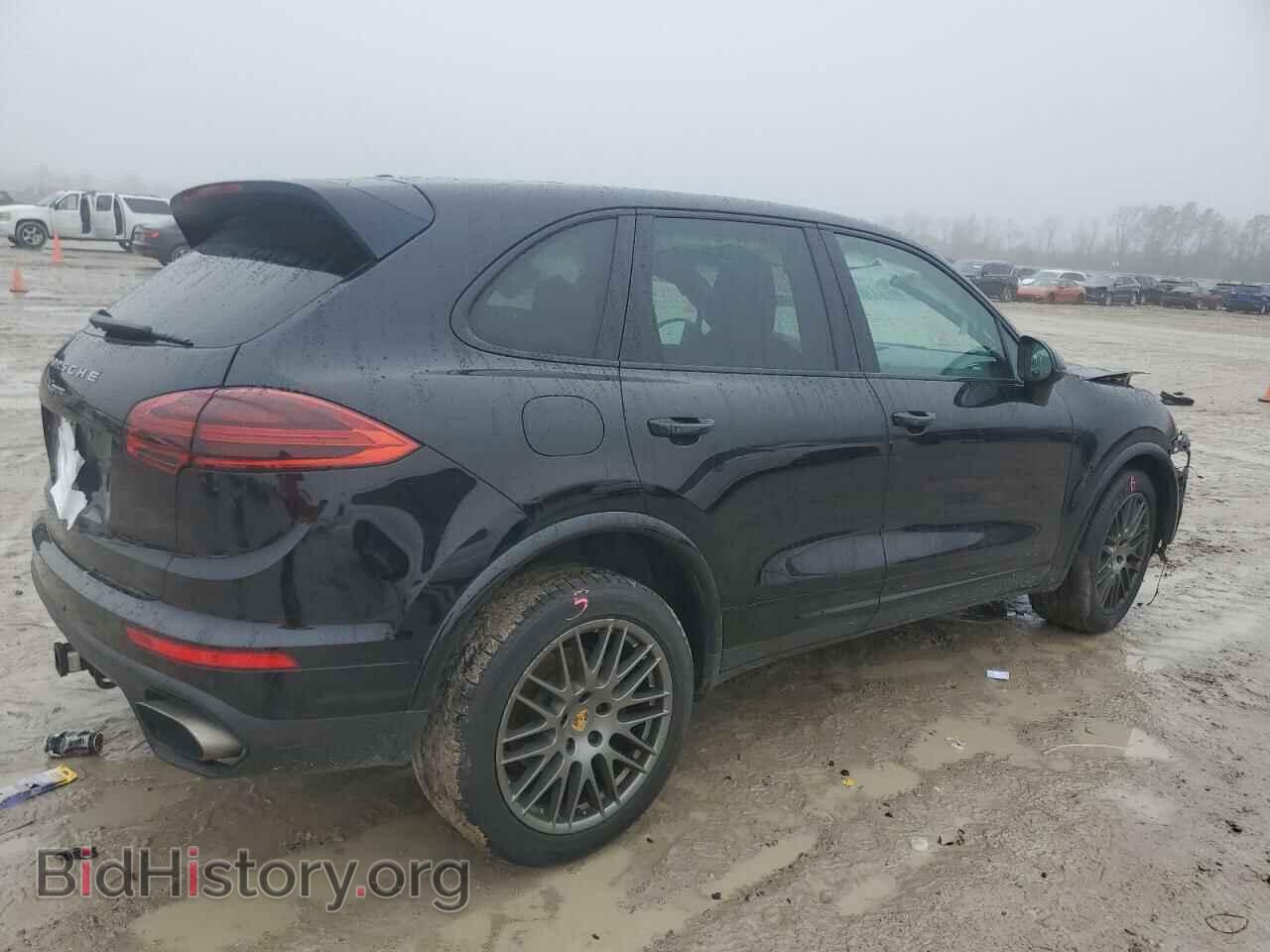 2017 PORSCHE CAYENNE - VIN: WP1AA2A22HKA90764 - Фото 3