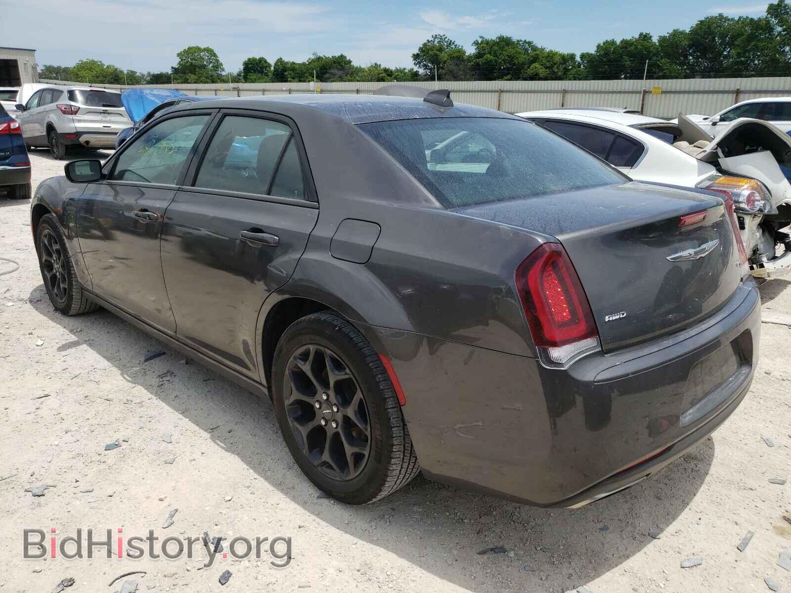 2019 CHRYSLER 300 - VIN: 2C3CCAGG1KH648771 - Фото 3