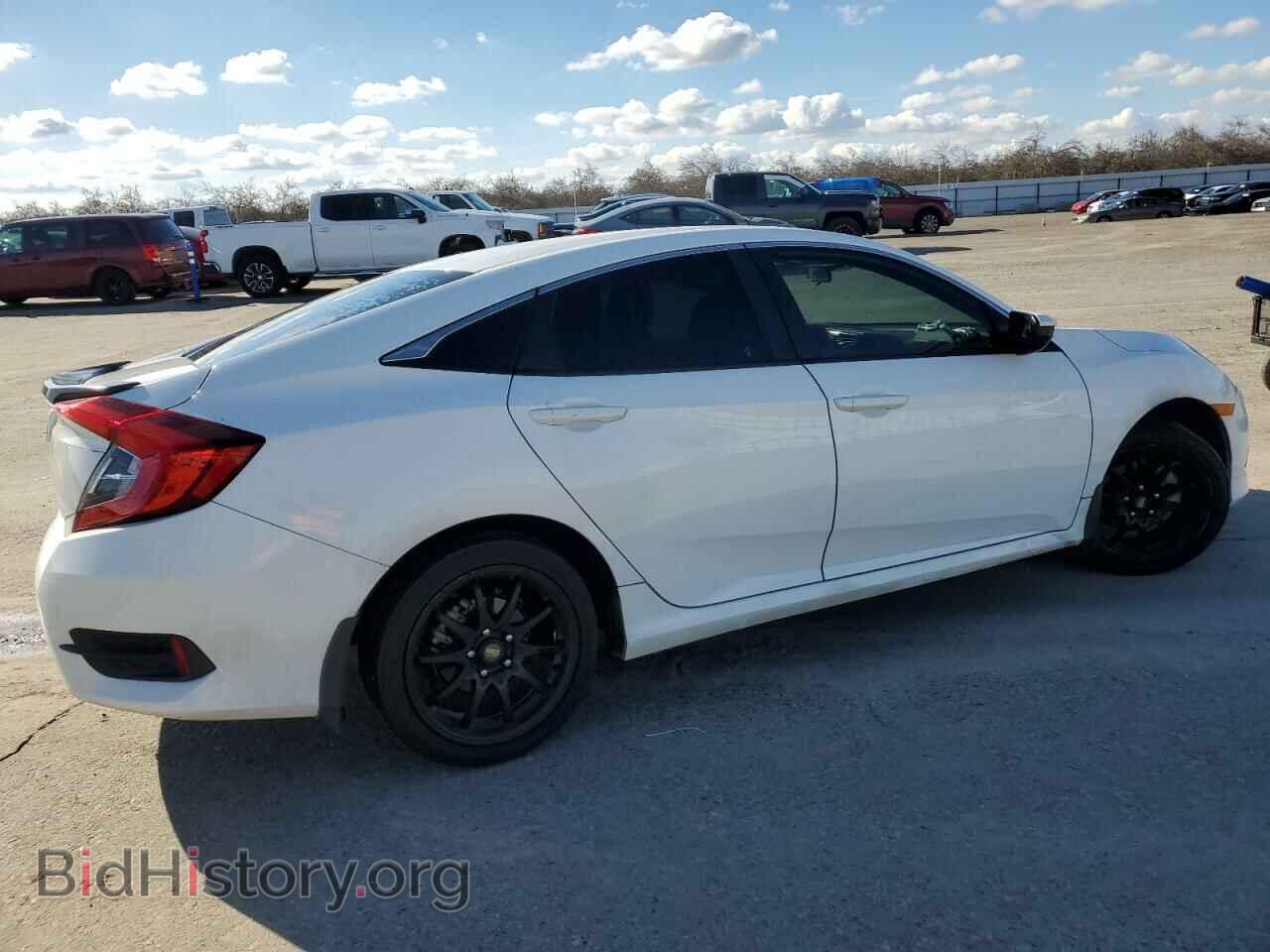 2017 HONDA CIVIC - VIN: 19XFC2F50HE209841 - Фото 3