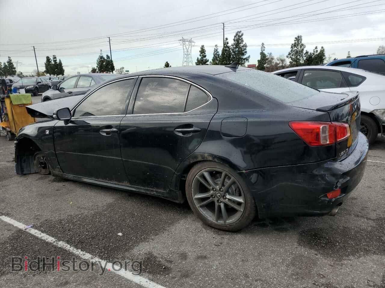 2011 LEXUS IS - VIN: JTHBF5C26B5145761 - Photo 2