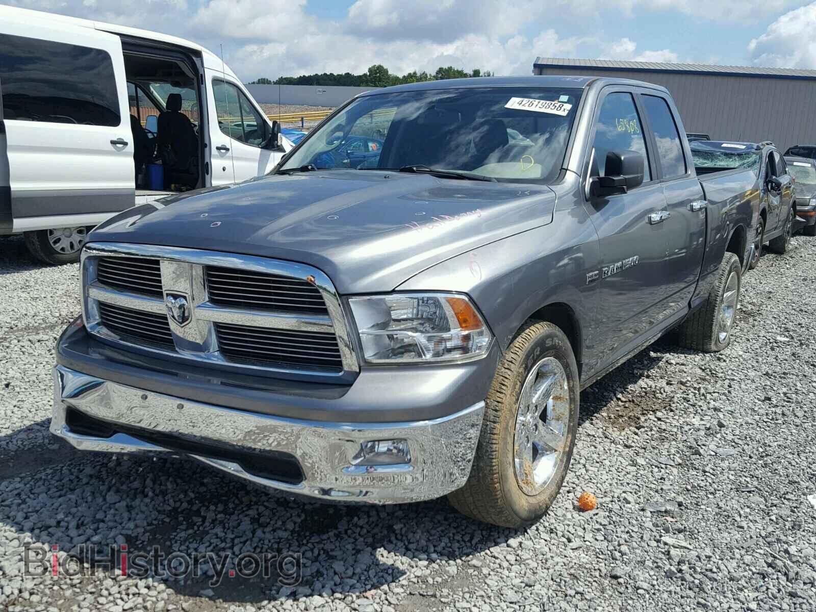 2011 DODGE RAM 1500 - VIN: 1D7RB1GT1BS657698 - Фото 2