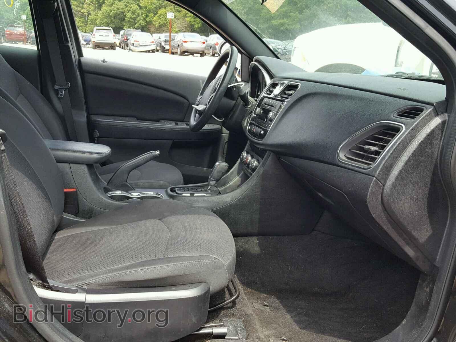2014 CHRYSLER 200 - VIN: 1C3CCBAB3EN210235 - Фото 5