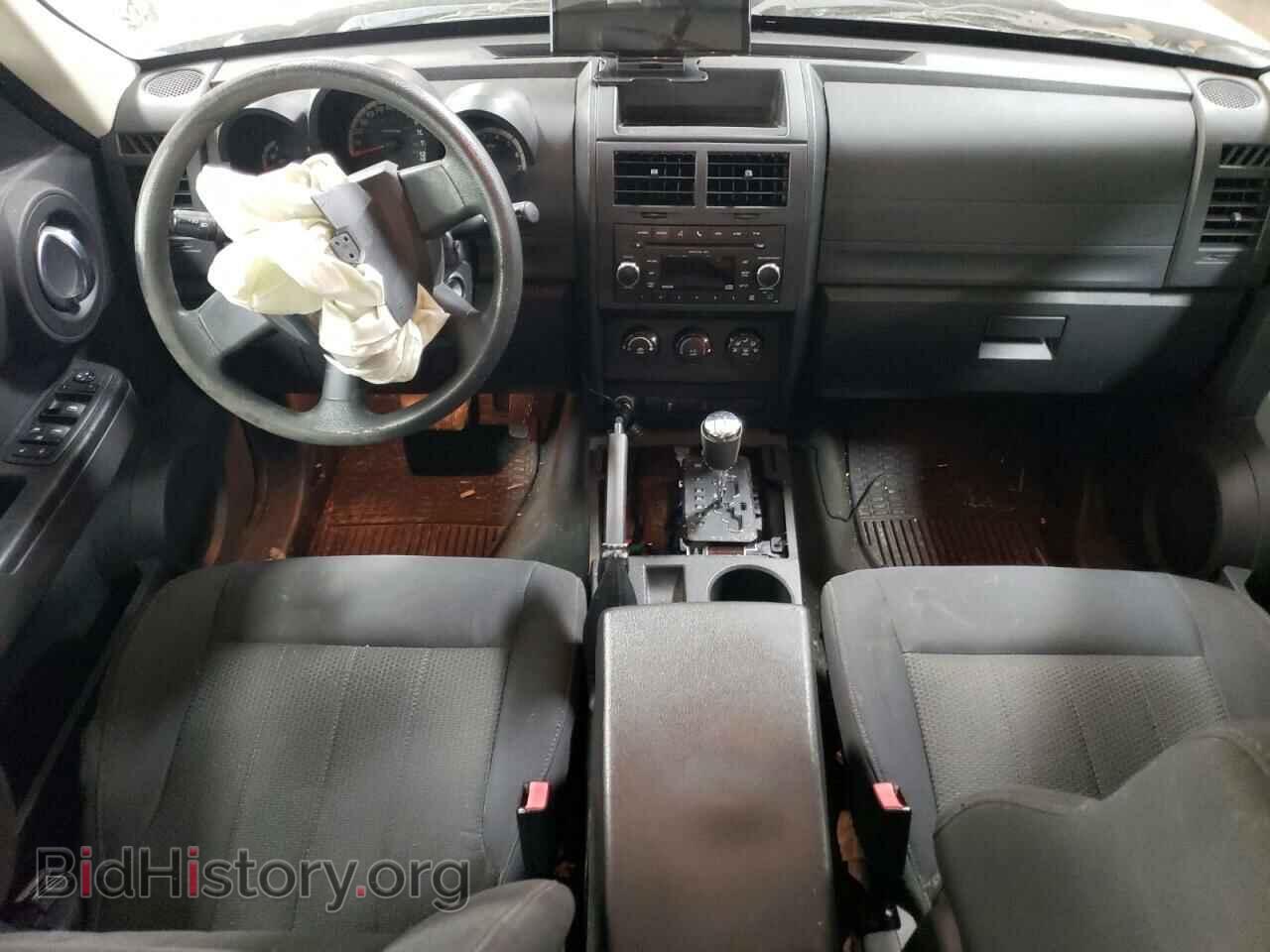 2011 DODGE NITRO - VIN: 1D4PT2GK2BW596529 - Photo 8