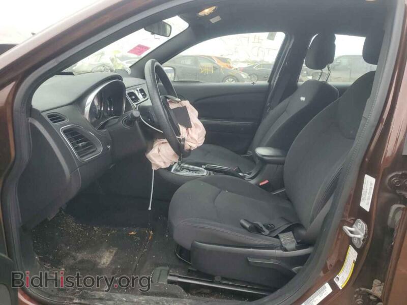 2013 Chrysler 200 (VIN 1C3CCBAB1DN761116) — photo 7 of 12
