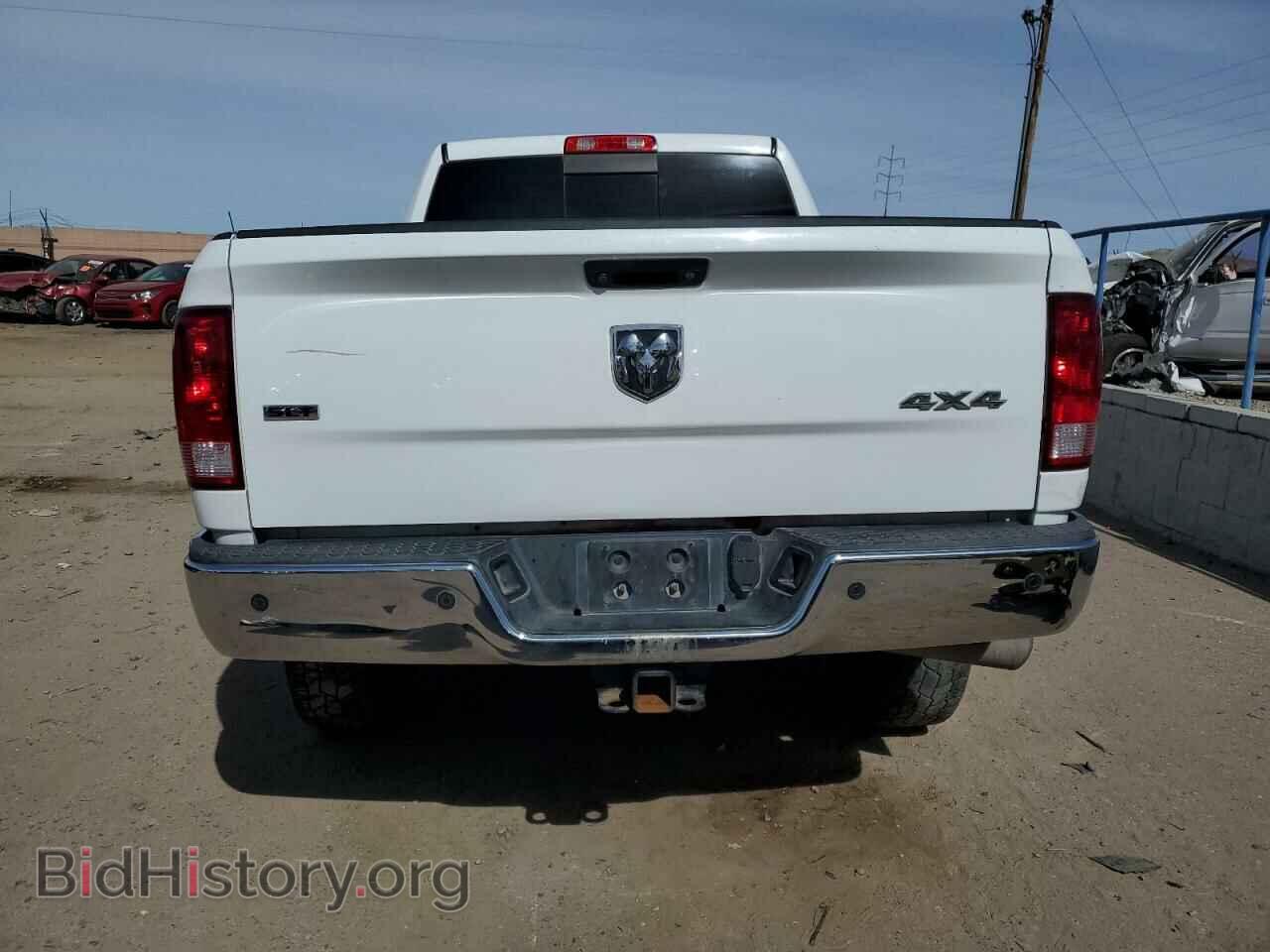 2017 RAM All Models - VIN: 3C6UR5DL0HG551407 - Photo 6