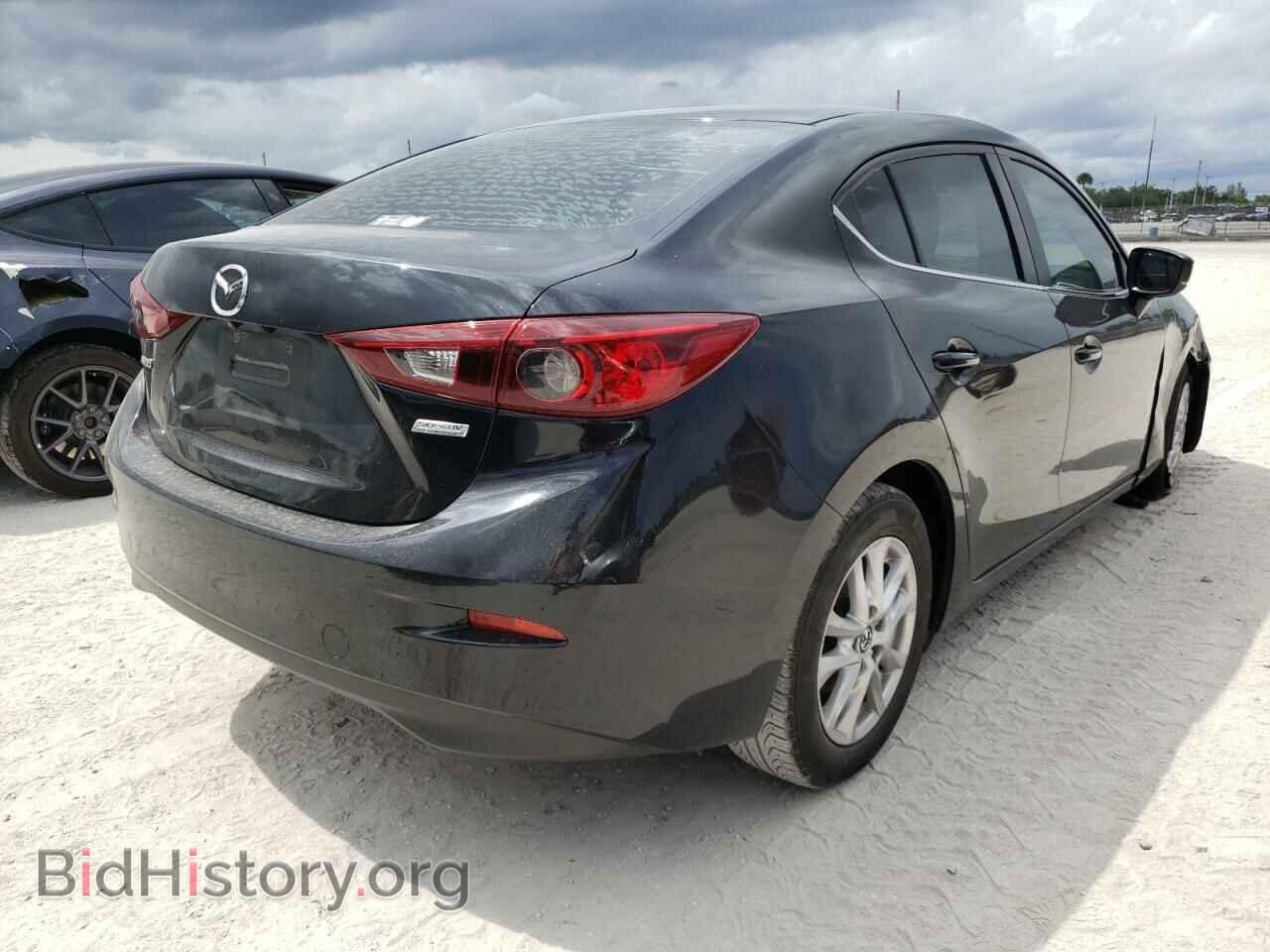 2018 MAZDA 3 - VIN: 3MZBN1U75JM215957 - Фото 4