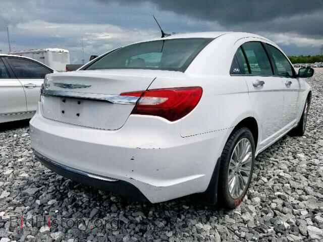 2012 CHRYSLER 200 - VIN: 1C3CCBCB2CN307839 - Photo 4