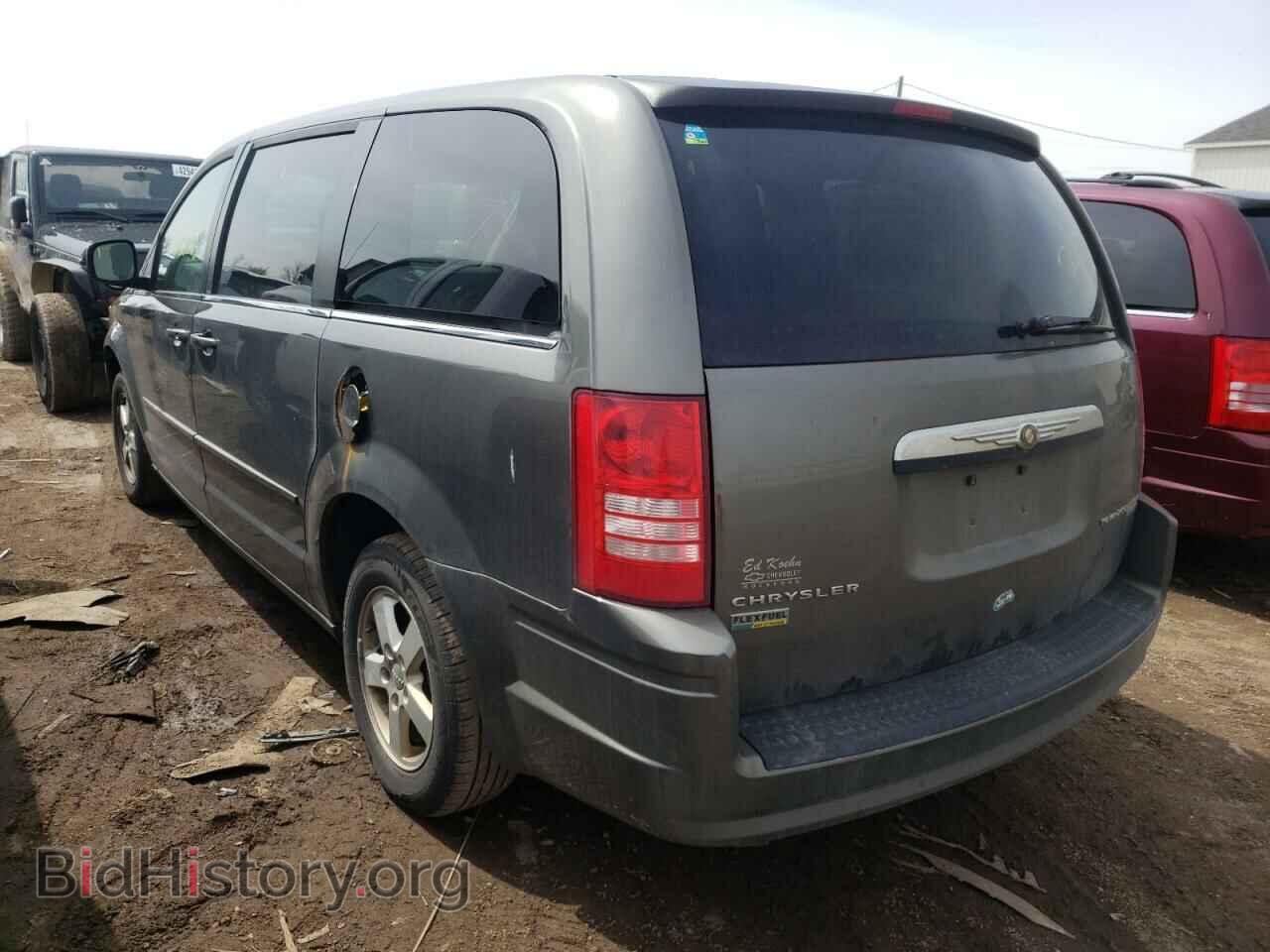 2010 CHRYSLER MINIVAN - VIN: 2A4RR4DE8AR381852 - Фото 3