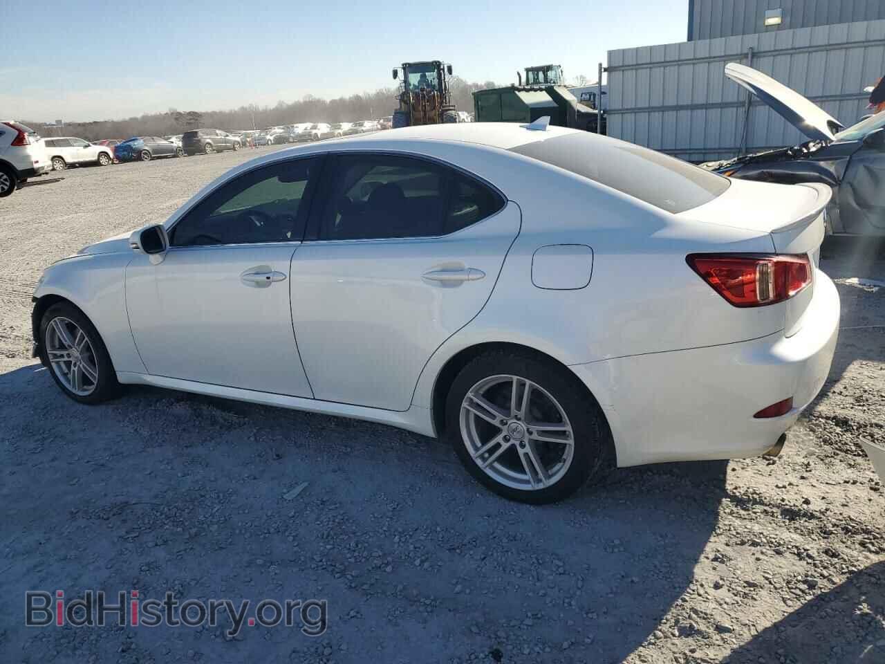 2011 LEXUS IS - VIN: JTHCF5C24B5051608 - Фото 2
