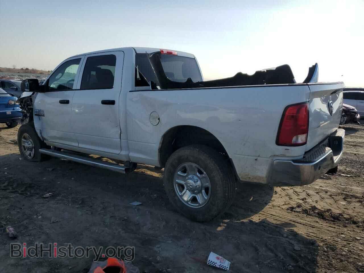 2014 RAM All Models - VIN: 3C6TR5CTXEG163318 - Фото 2