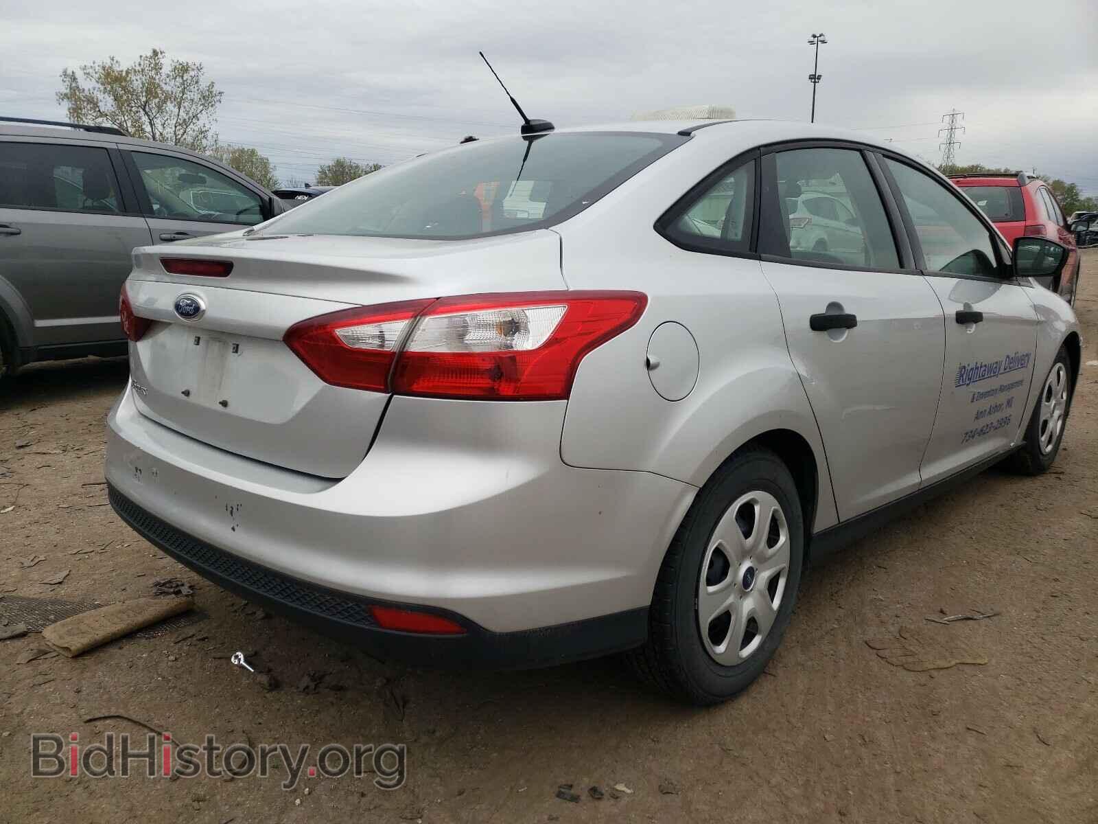 2012 FORD FOCUS - VIN: 1FAHP3E20CL221469 - Photo 4