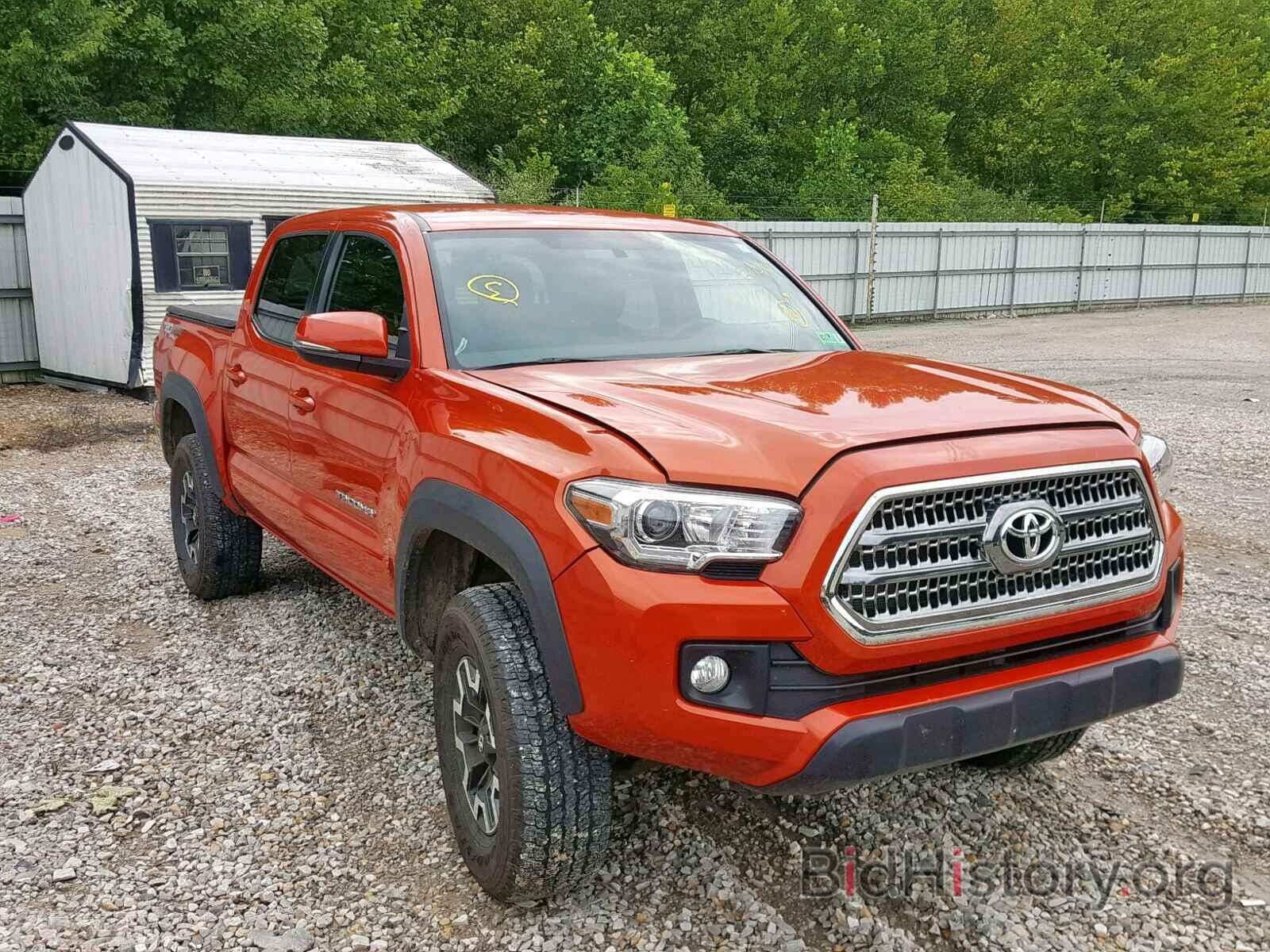 Photo 3TMCZ5AN8HM098259 - TOYOTA TACOMA DOU 2017