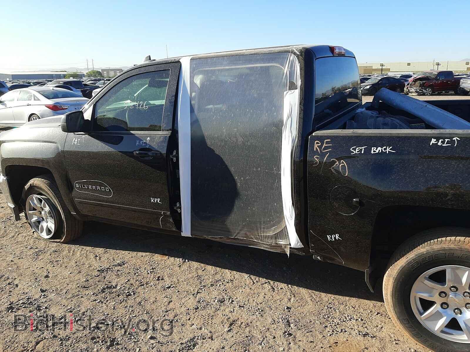 2018 CHEVROLET SILVERADO - VIN: 3GCPCREC2JG495733 - Фото 9
