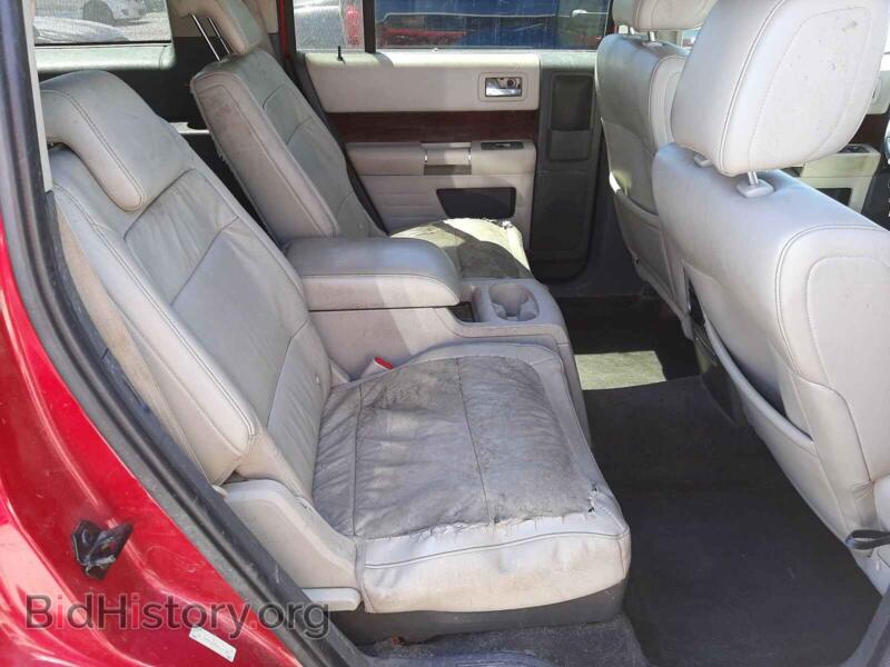 2010 Ford FLEX (VIN 2FMGK5CC8ABA18057) — фото 6 из 10