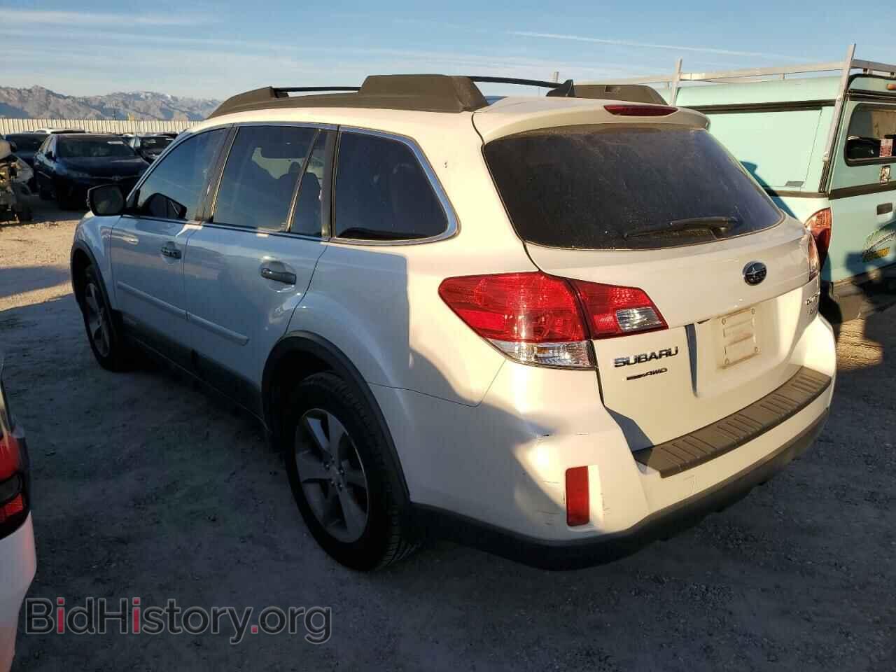 2014 SUBARU OUTBACK - VIN: 4S4BRBPC6E3306857 - Фото 2