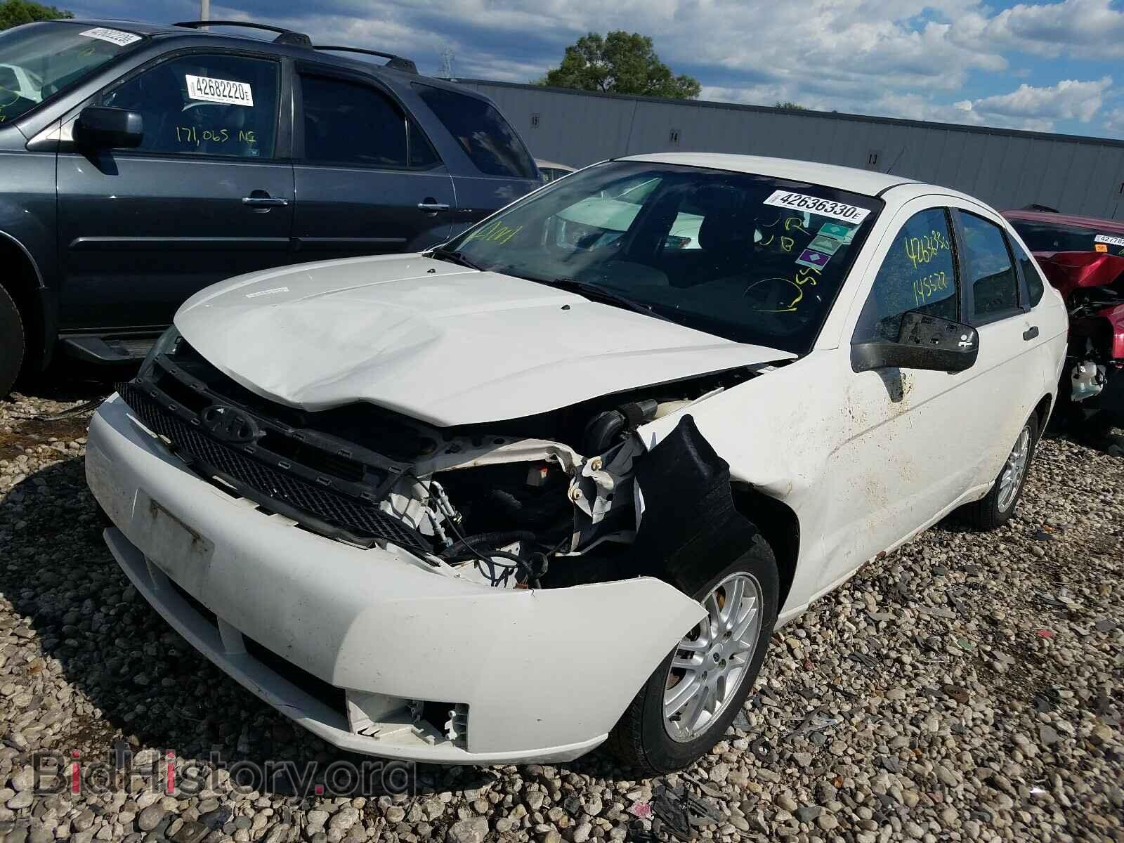 2009 FORD FOCUS - VIN: 1FAHP35N99W208091 - Фото 2