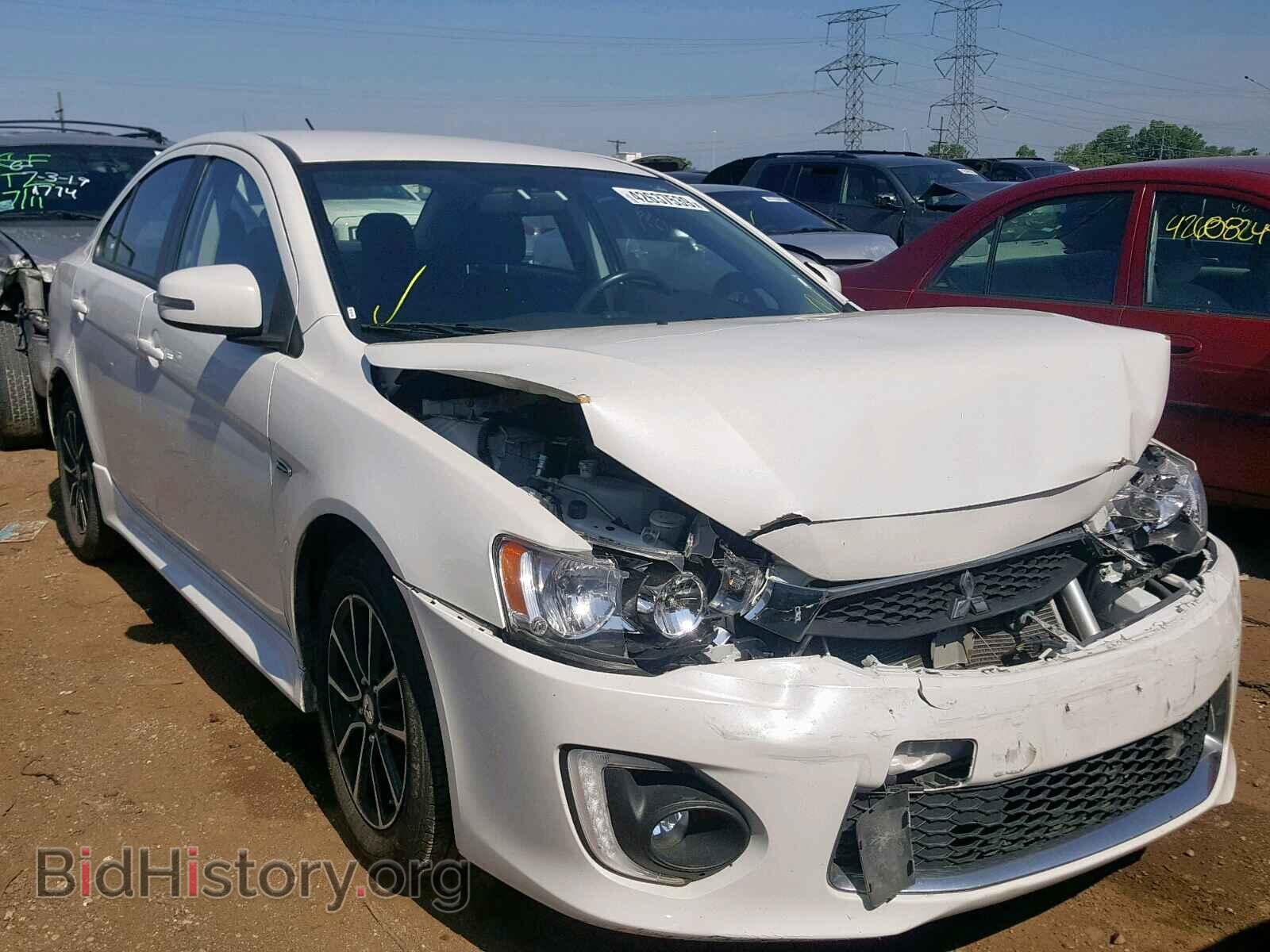 Photo JA32U2FU8HU008515 - MITSUBISHI LANCER 2017