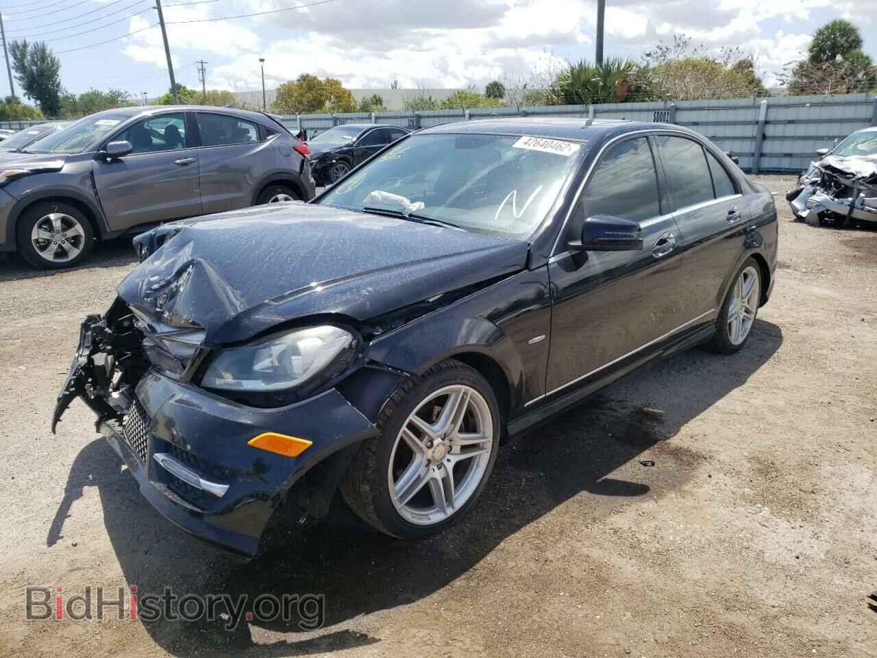 2012 MERCEDES-BENZ C-CLASS - VIN: WDDGF4HB5CA672215 - Фото 2