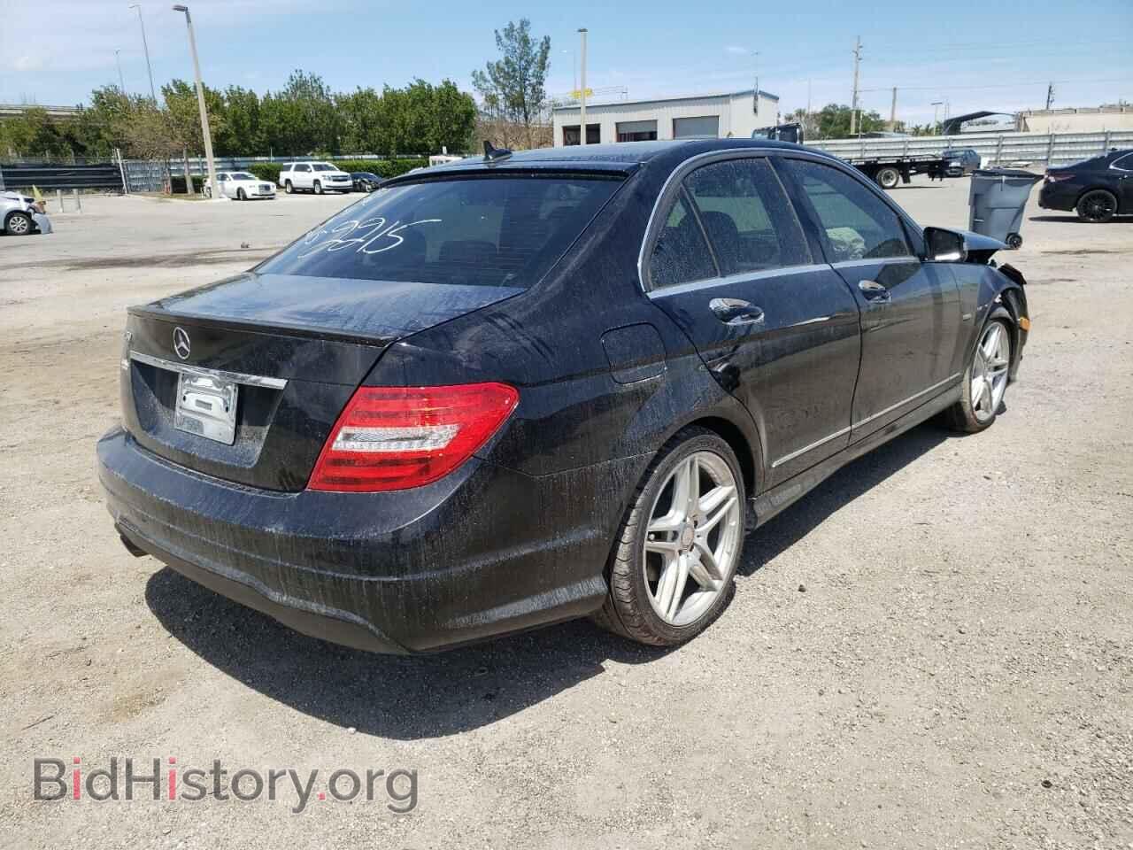 2012 MERCEDES-BENZ C-CLASS - VIN: WDDGF4HB5CA672215 - Фото 4