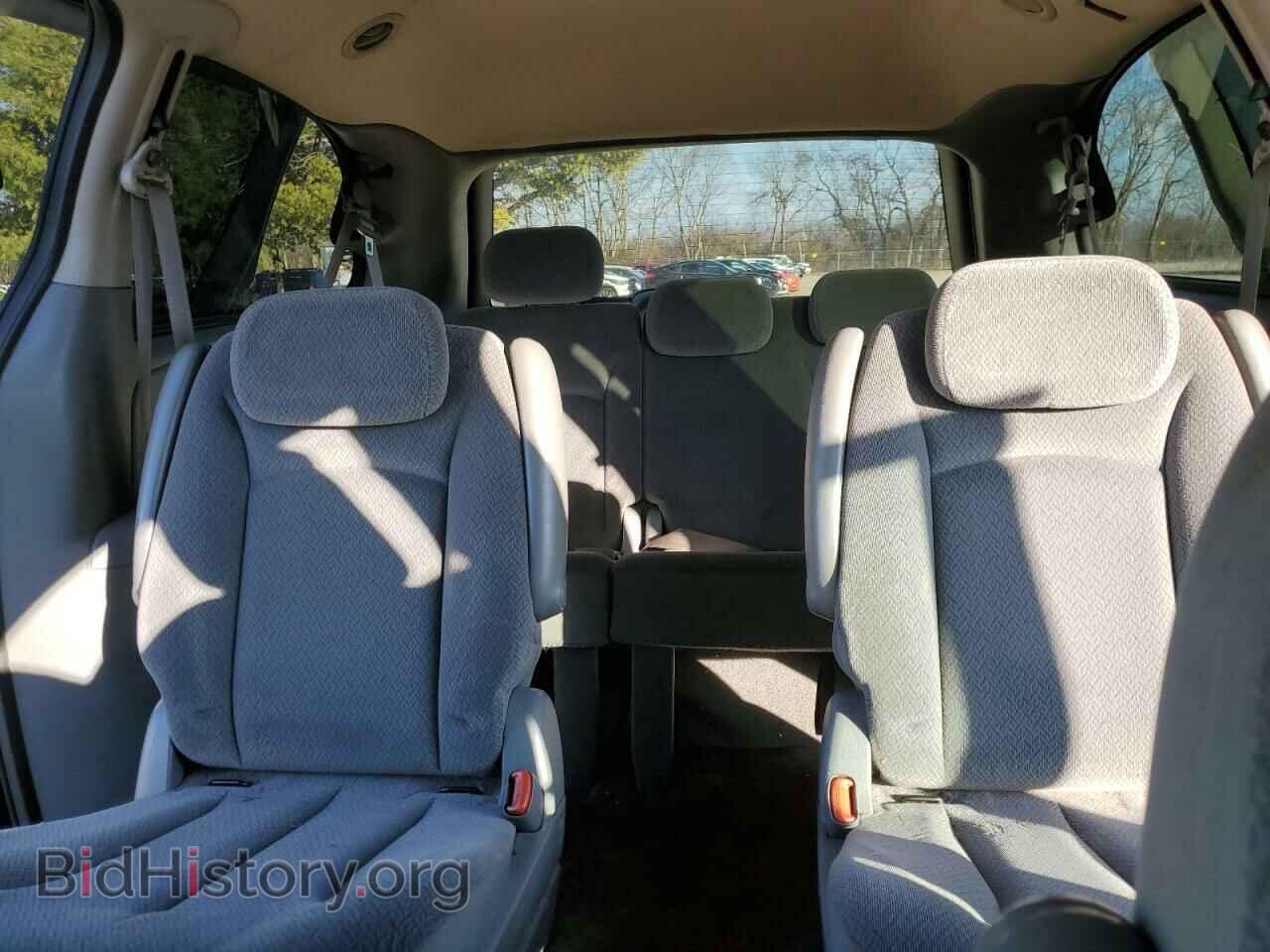 2006 CHRYSLER MINIVAN - VIN: 2A4GP44R36R665865 - Фото 10