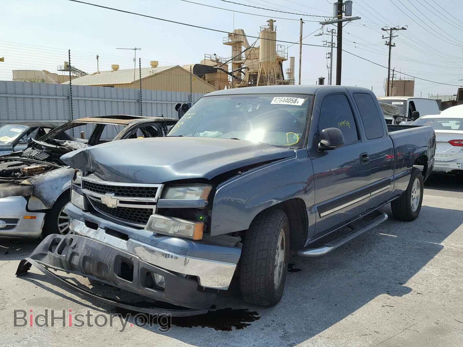 2007 CHEVROLET SILVERADO - VIN: 1GCEC19Z87Z121594 - Photo 2