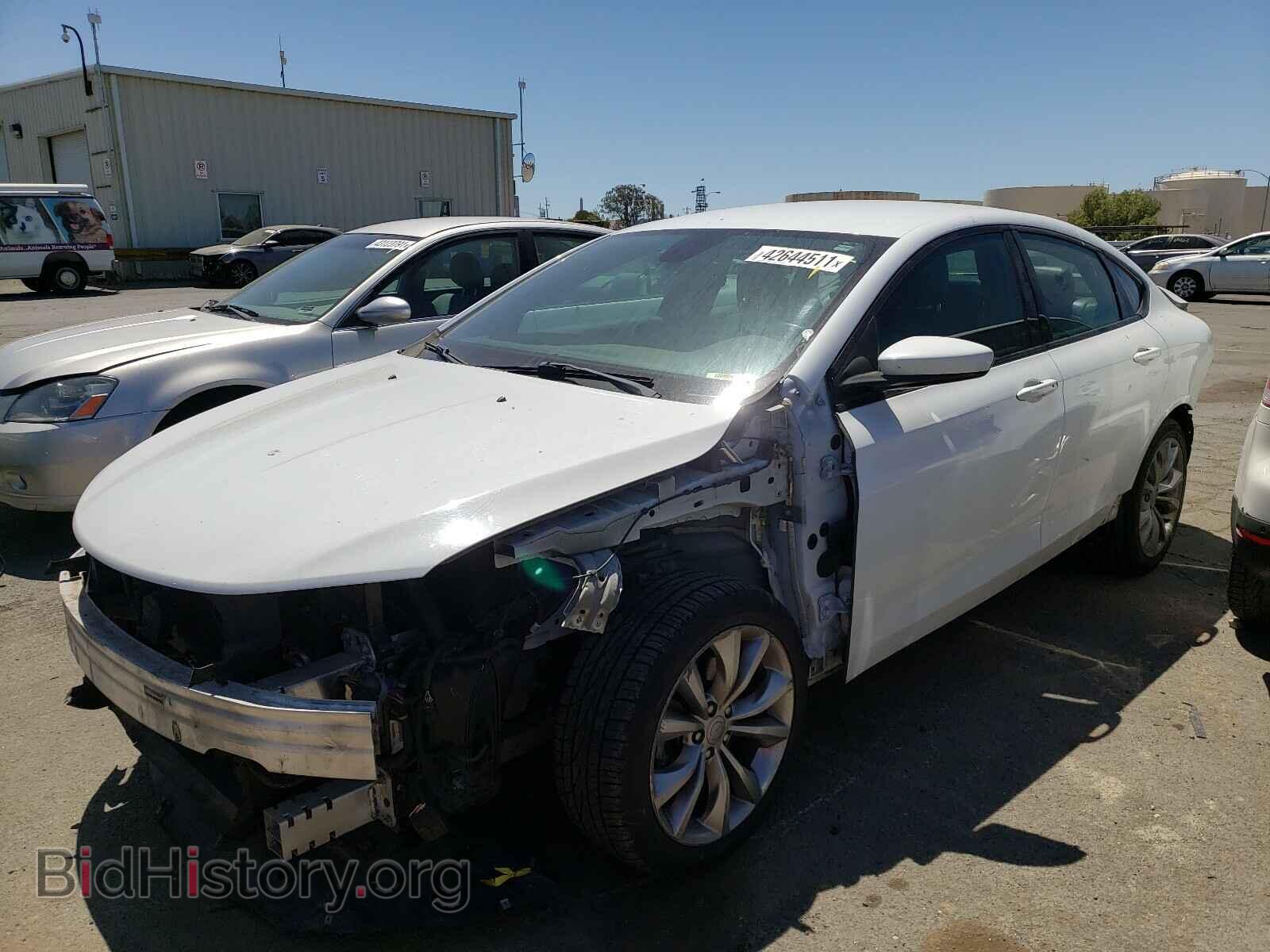 2015 CHRYSLER 200 - VIN: 1C3CCCBB4FN747461 - Photo 2