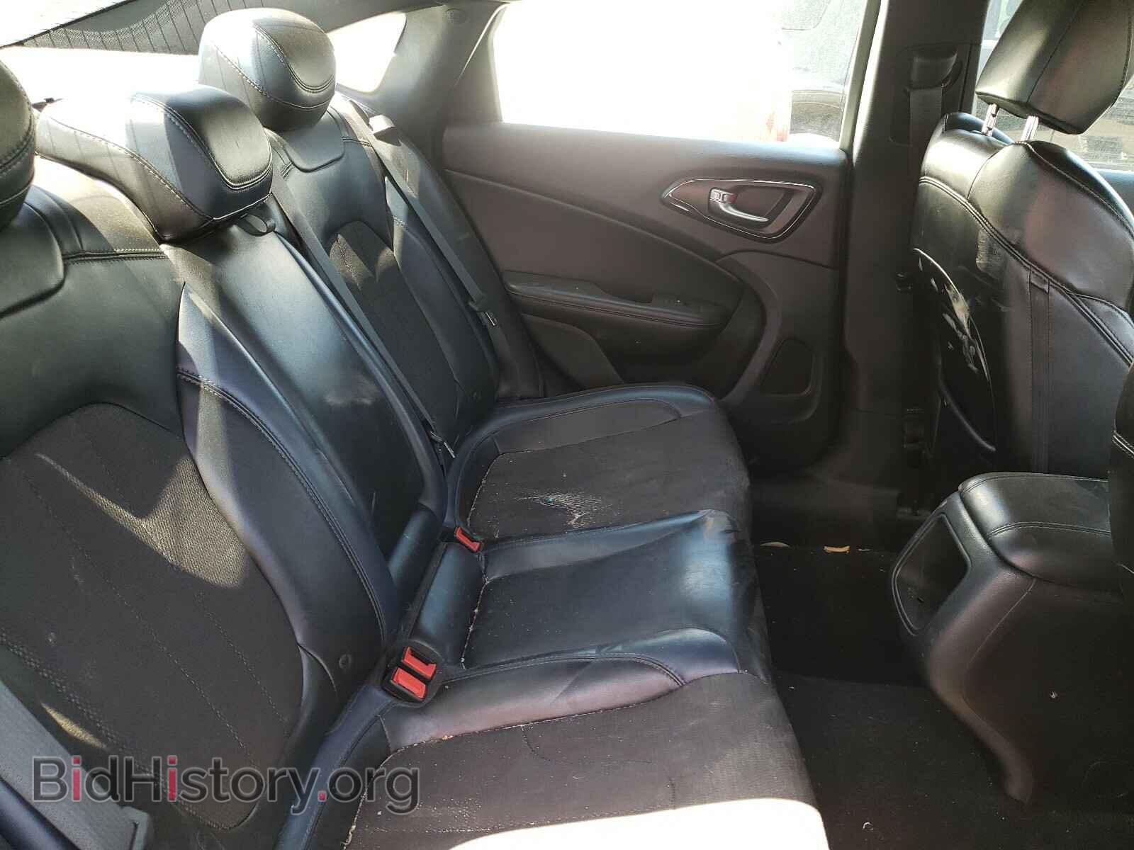 2015 CHRYSLER 200 - VIN: 1C3CCCBB4FN747461 - Photo 6