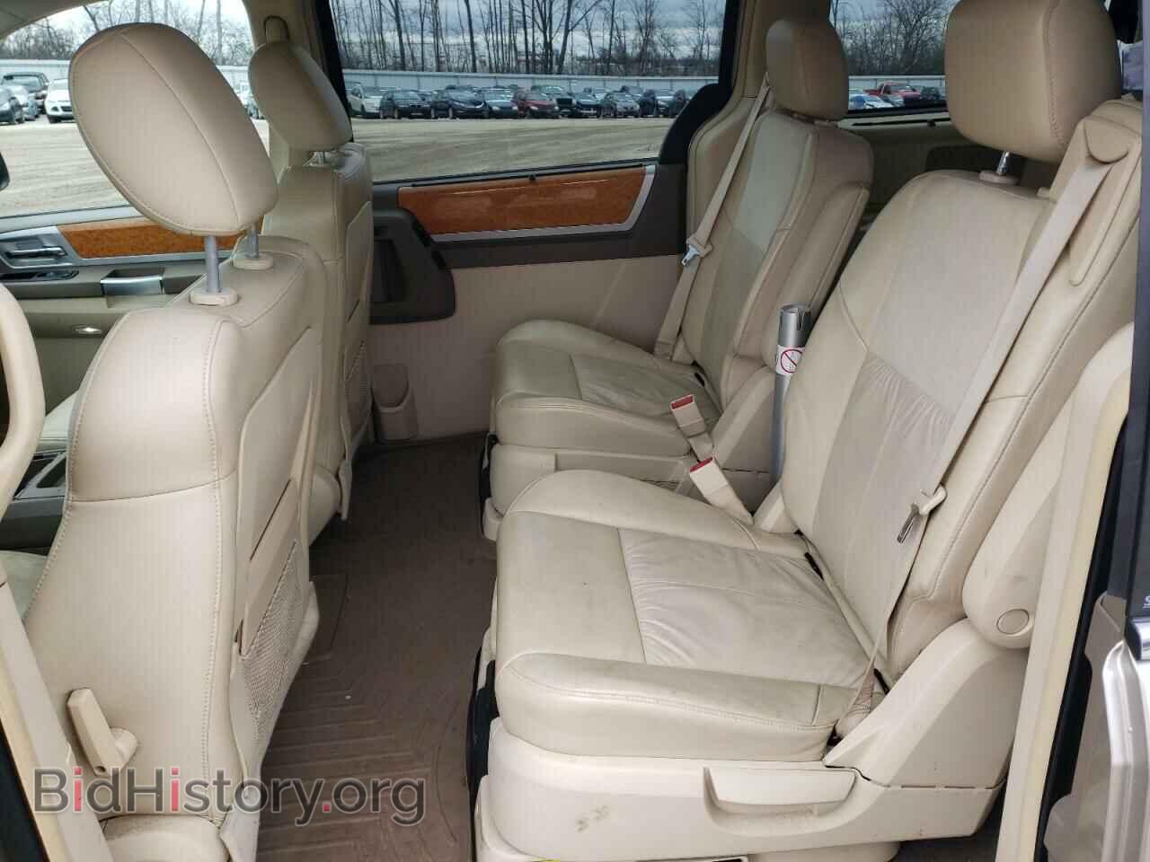 2008 CHRYSLER MINIVAN - VIN: 2A8HR64X68R149767 - Фото 6
