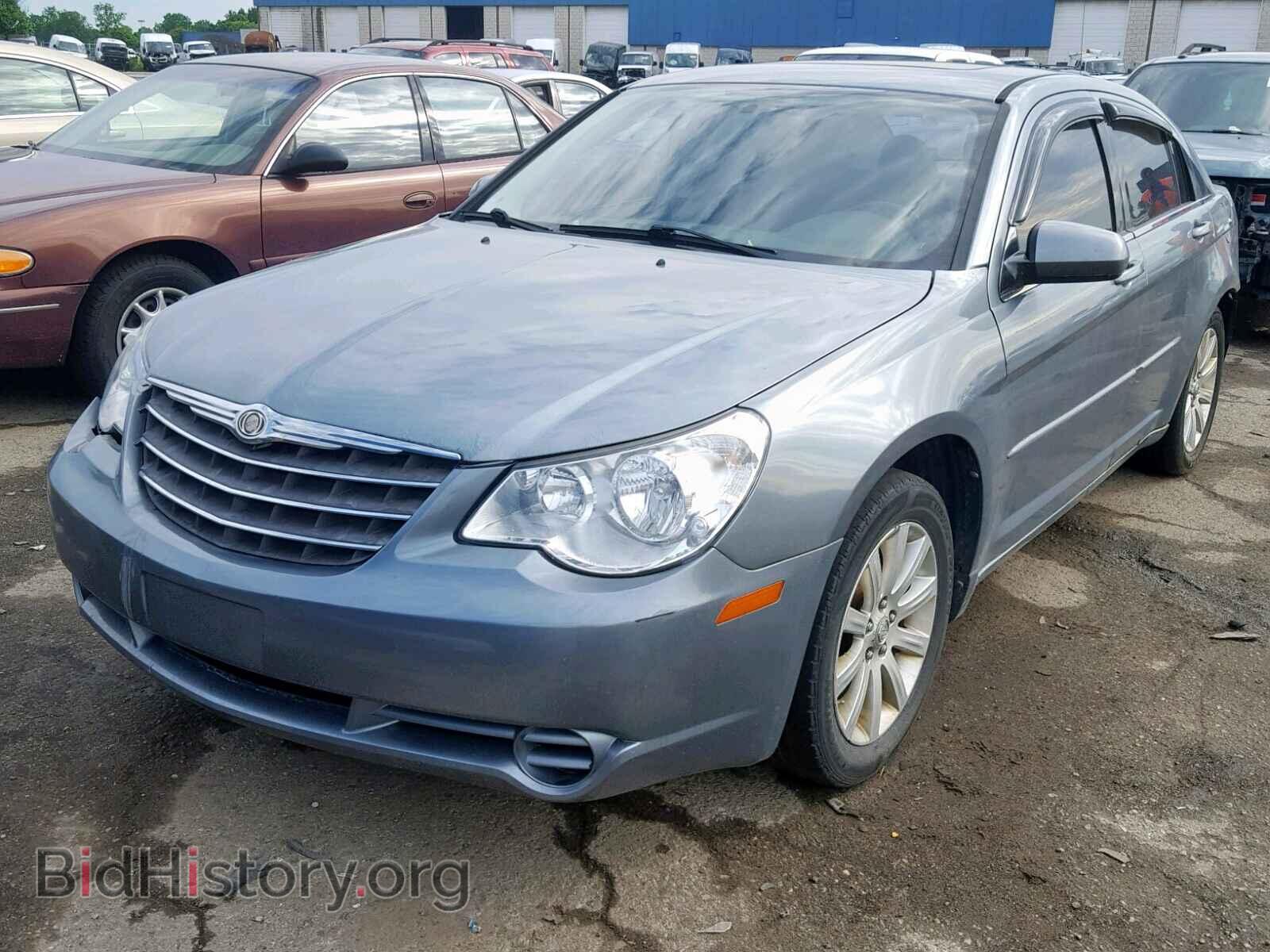 2010 CHRYSLER SEBRING - VIN: 1C3CC5FB1AN200212 - Фото 2