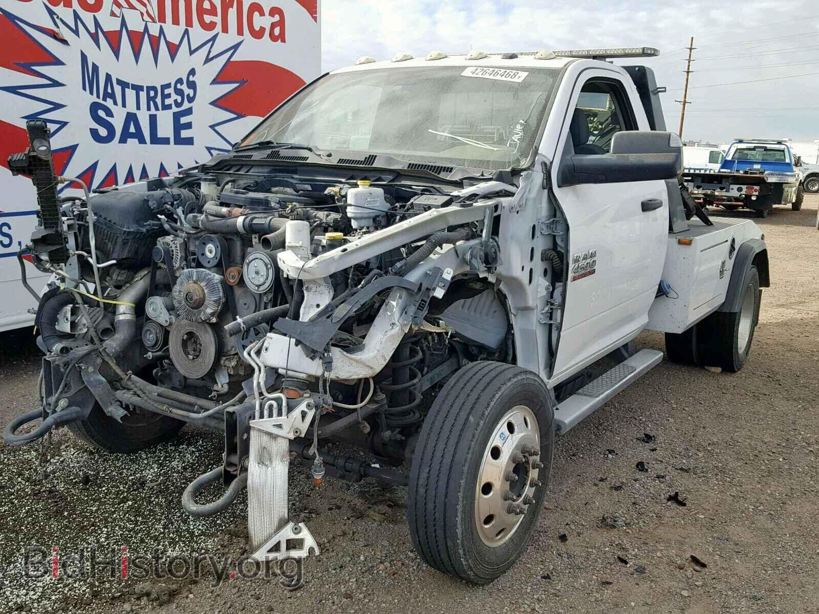 2014 RAM 4500 - VIN: 3C7WRKAL0EG172989 - Photo 2