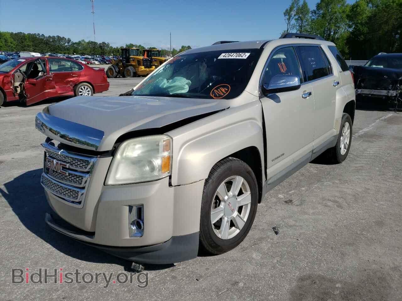 2011 GMC TERRAIN - VIN: 2CTALSEC2B6388809 - Фото 2